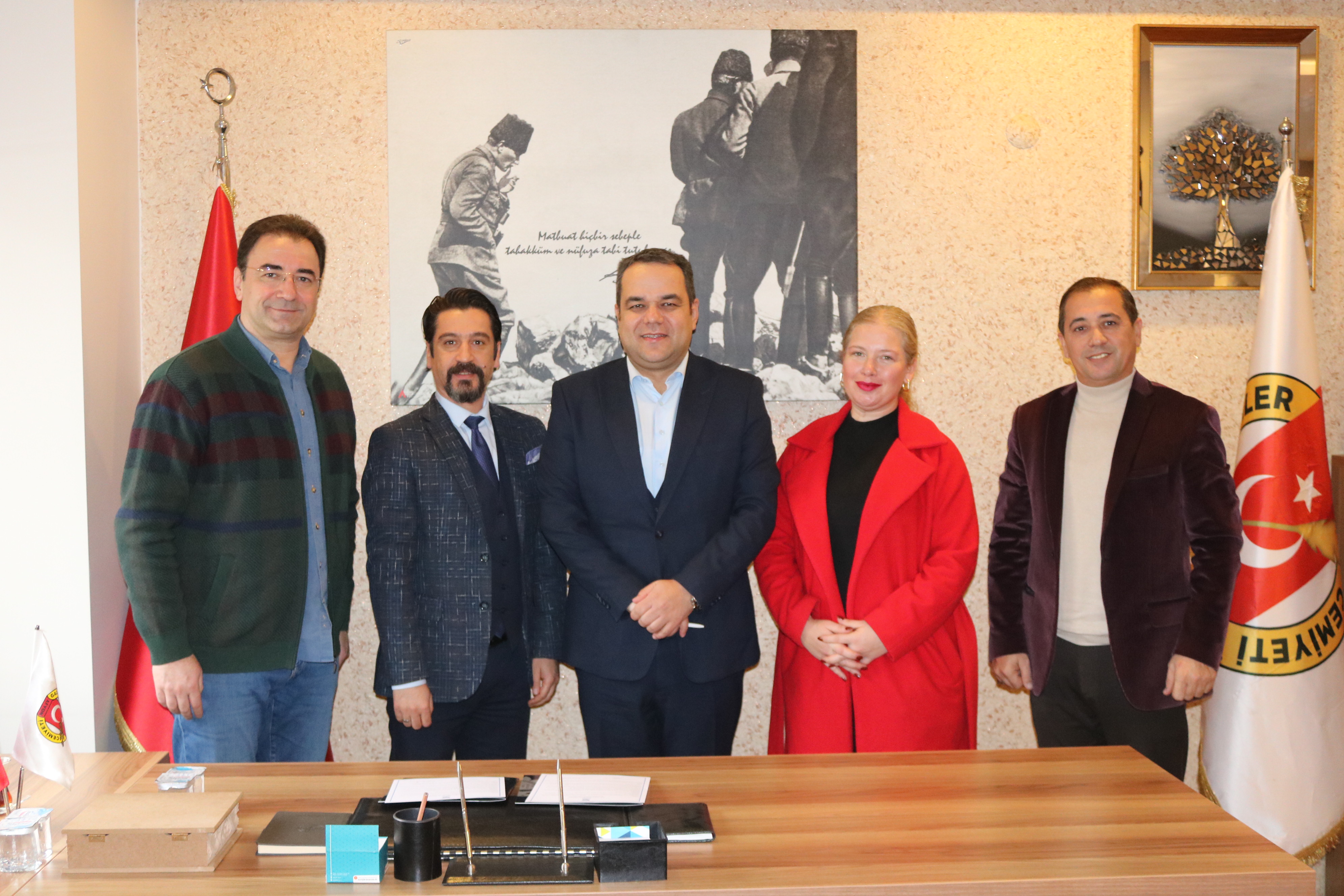 Afyon Girne Koleji'nden Gazetecilere Özel İndirim