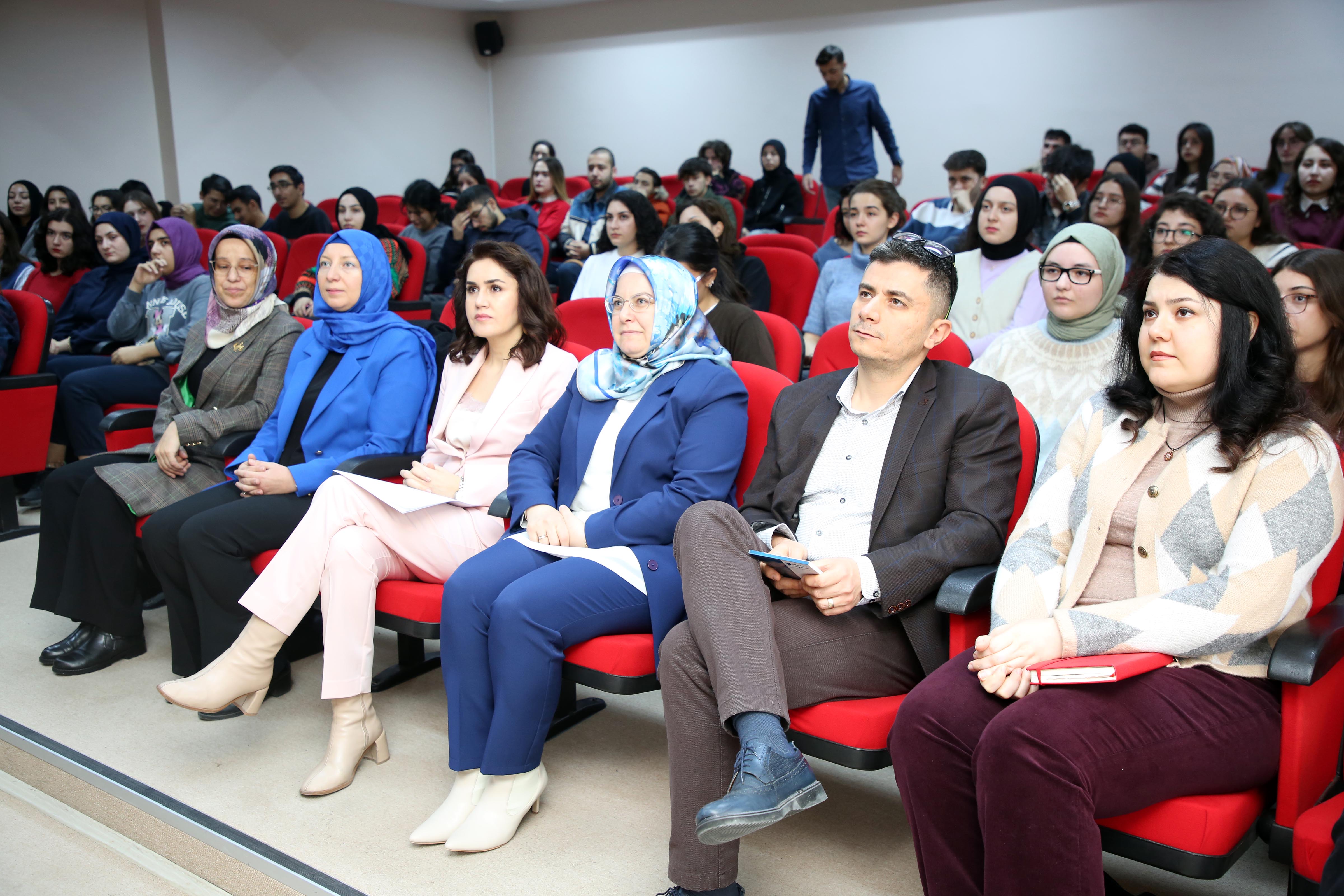 AKÜ Hukuk Fakültesinde “Kadın Hakları” Paneli Gerçekleştirildi