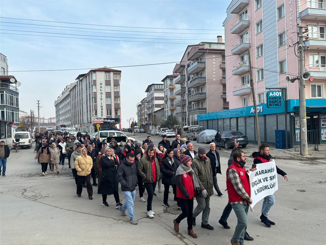 Dünya Gönüllülük Haftası Kapsamında Yürüyüş Düzenlendi