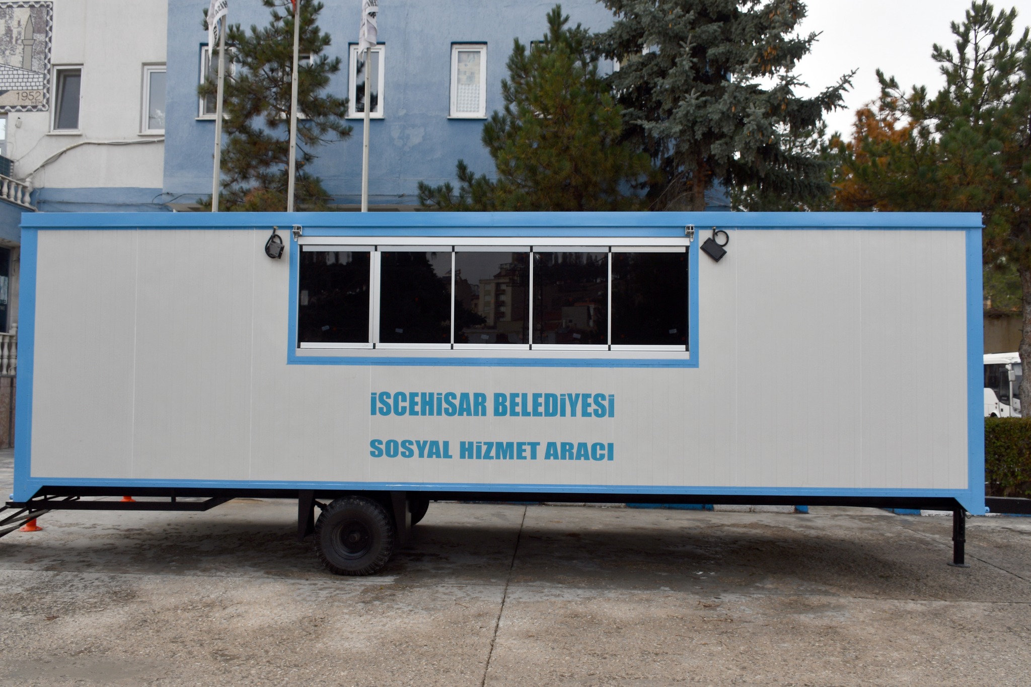 Başkan Kılıçarslan, Belediyeye,  Yeni Sosyal Hizmet Aracı Kazandırdı