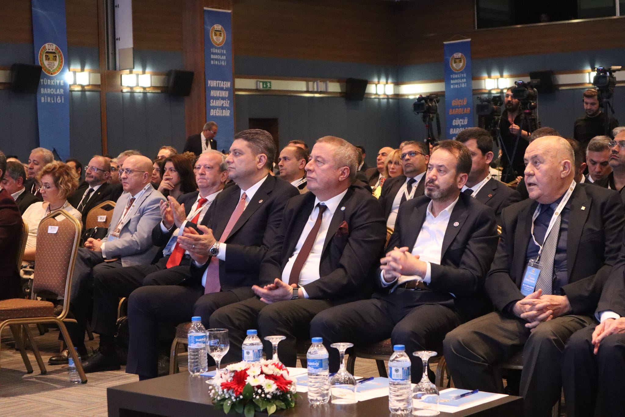 Milletvekili Olgun, Türkiye Barolar Birliği 38. Olağan Genel Kurulu'na Katıldı