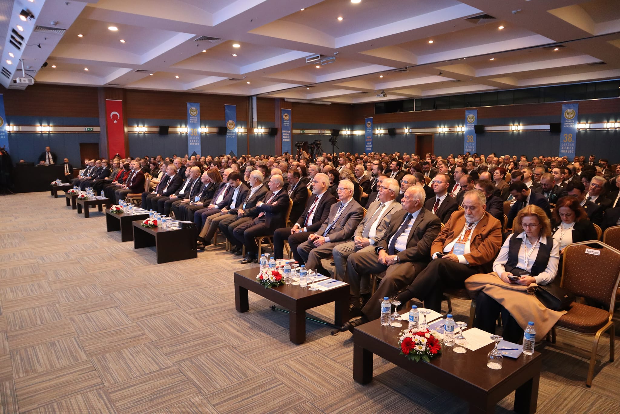 Milletvekili Olgun, Türkiye Barolar Birliği 38. Olağan Genel Kurulu'na Katıldı