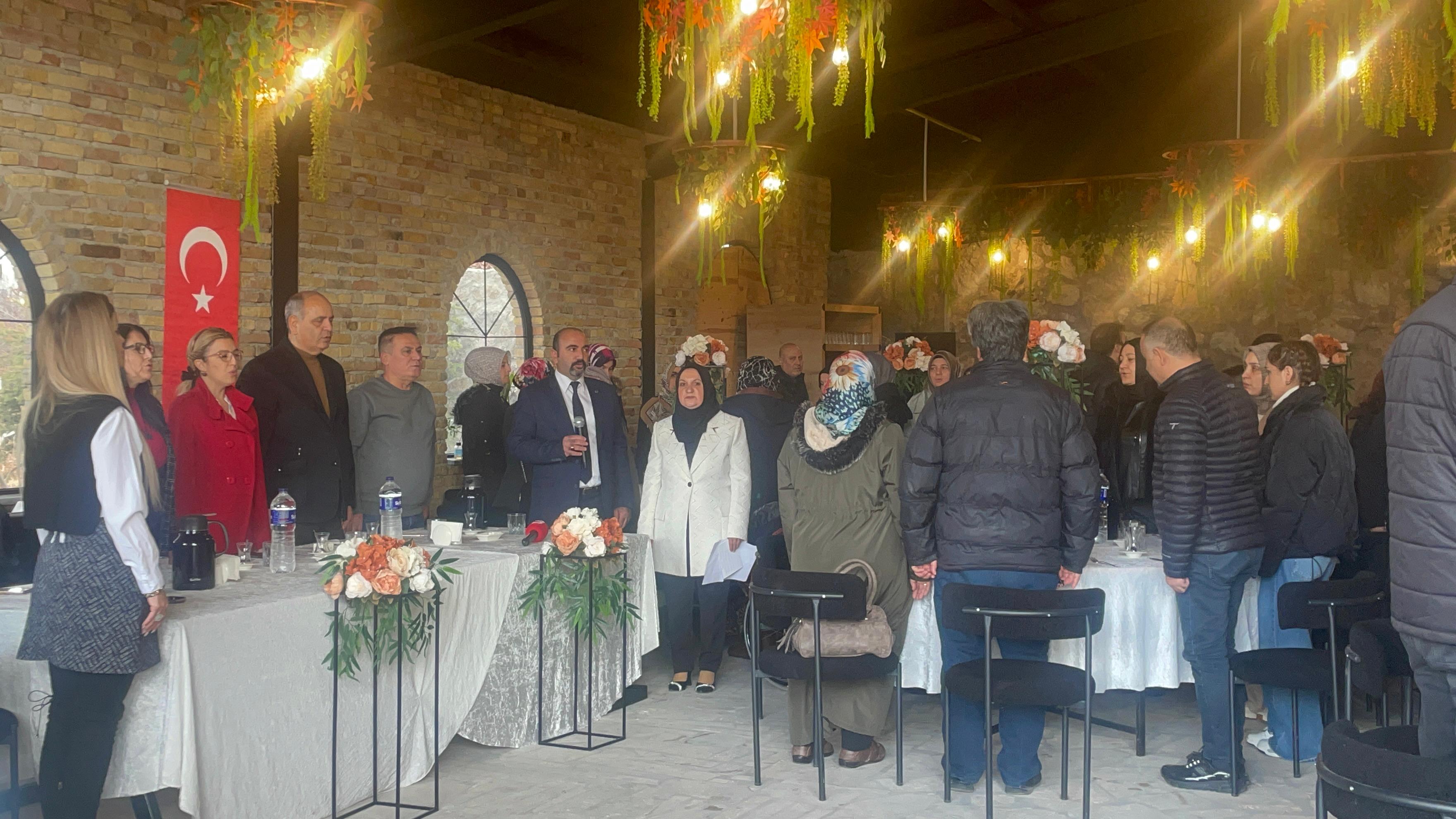 “Hepimiz Birer Engelli Adayıyız, Engelleri Birlikte Aşalım”  Gönül Dostları Derneği’nden Farkındalık Kahvaltısı