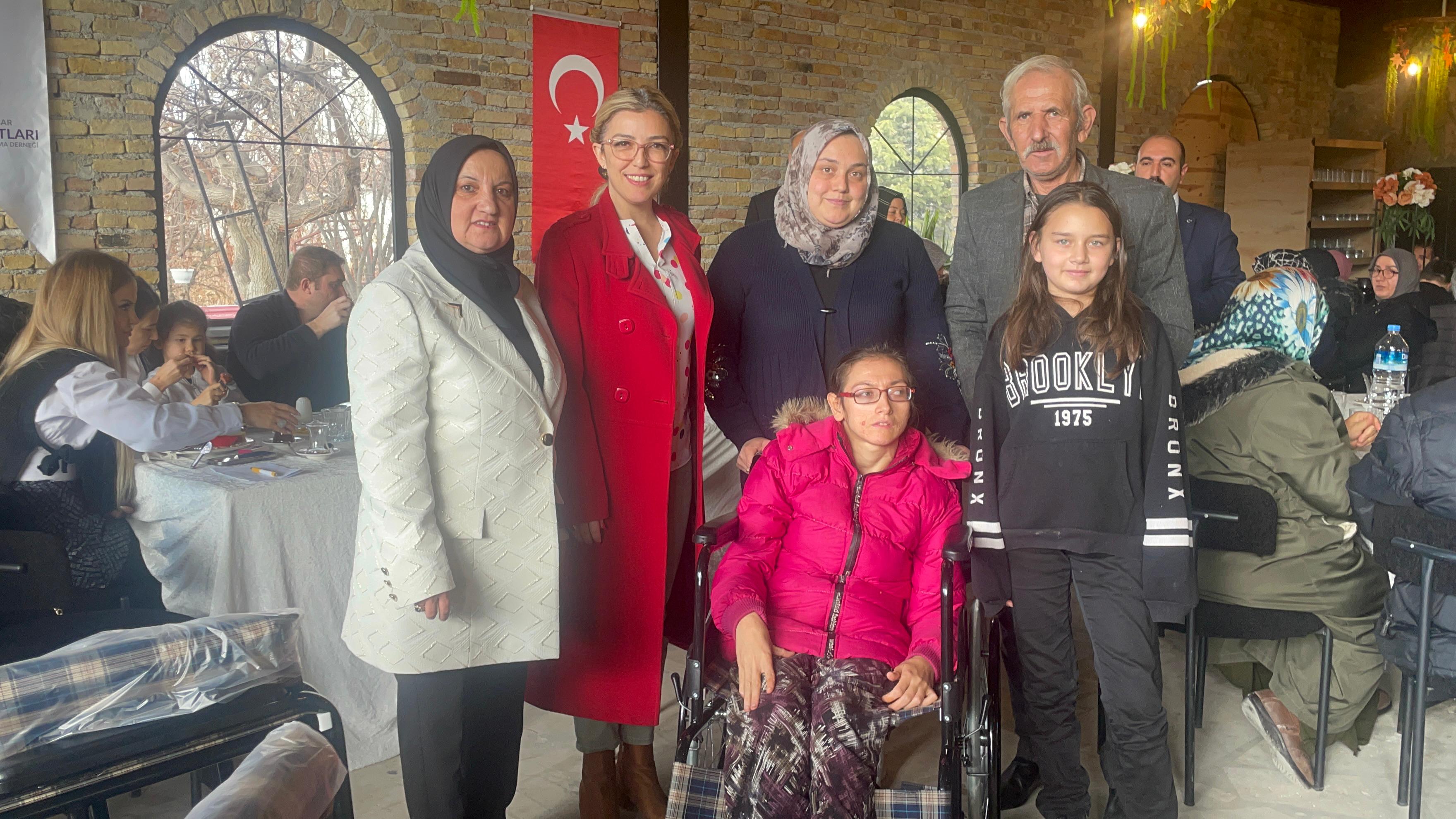 “Hepimiz Birer Engelli Adayıyız, Engelleri Birlikte Aşalım”  Gönül Dostları Derneği’nden Farkındalık Kahvaltısı
