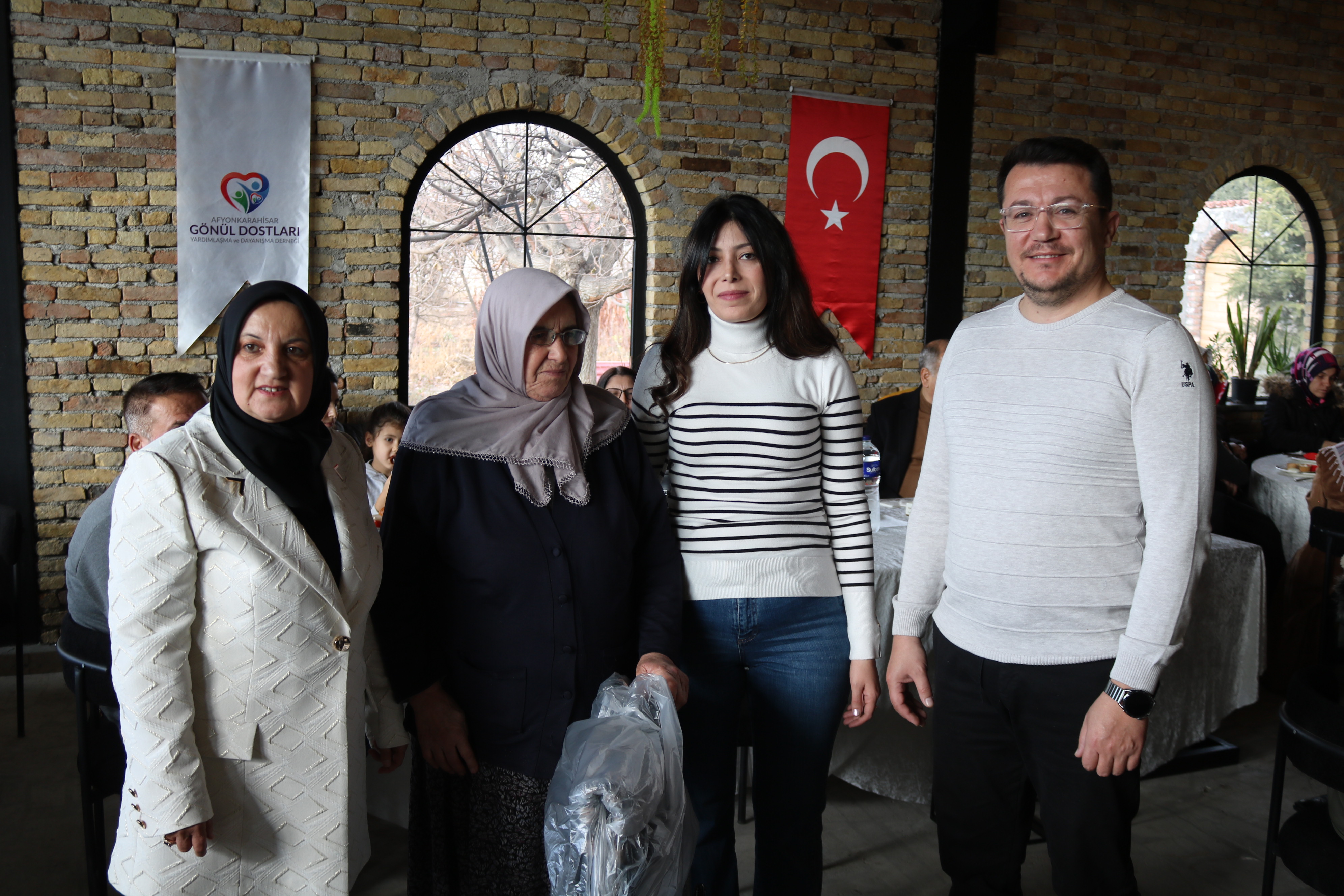 “Hepimiz Birer Engelli Adayıyız, Engelleri Birlikte Aşalım”  Gönül Dostları Derneği’nden Farkındalık Kahvaltısı