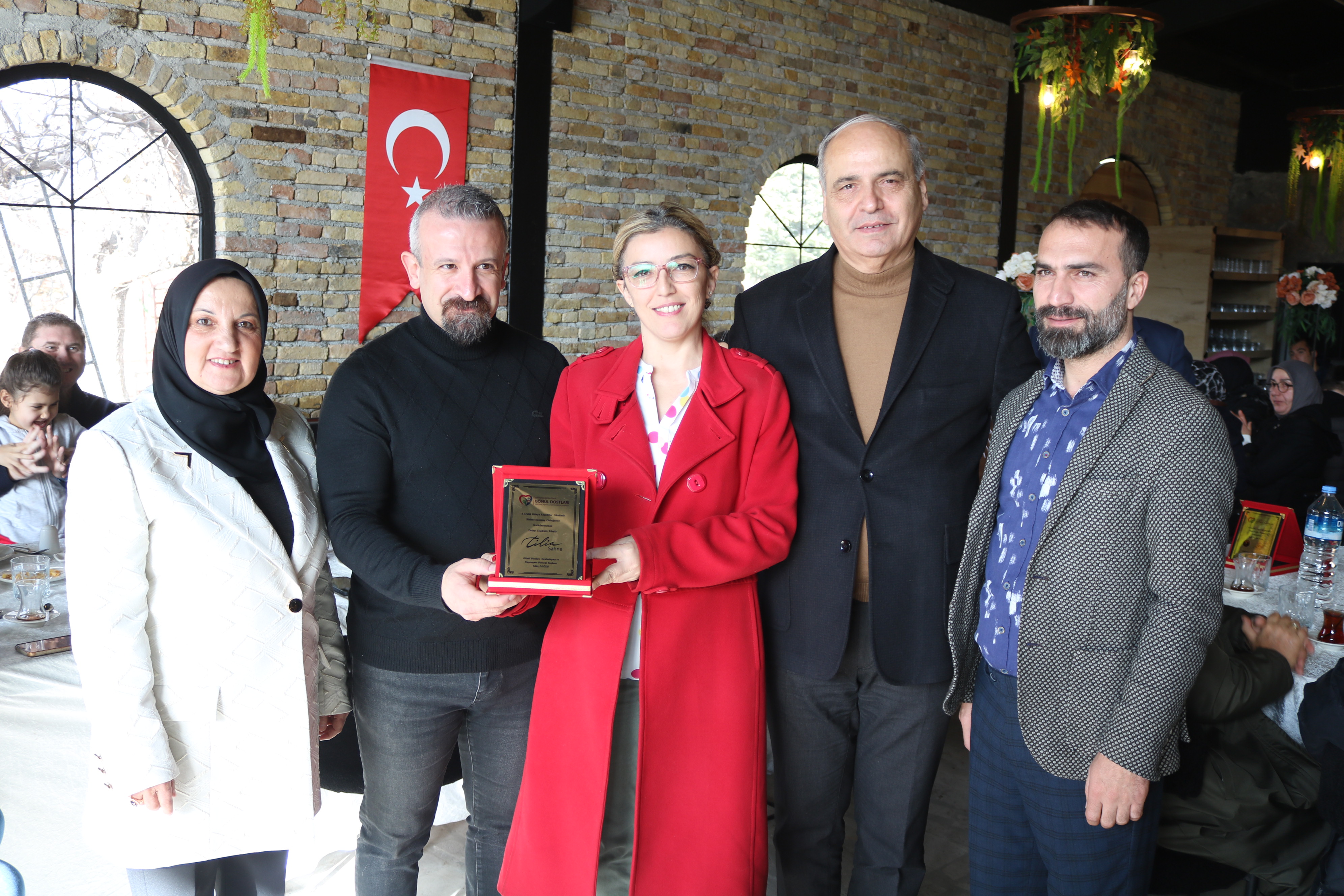 “Hepimiz Birer Engelli Adayıyız, Engelleri Birlikte Aşalım”  Gönül Dostları Derneği’nden Farkındalık Kahvaltısı