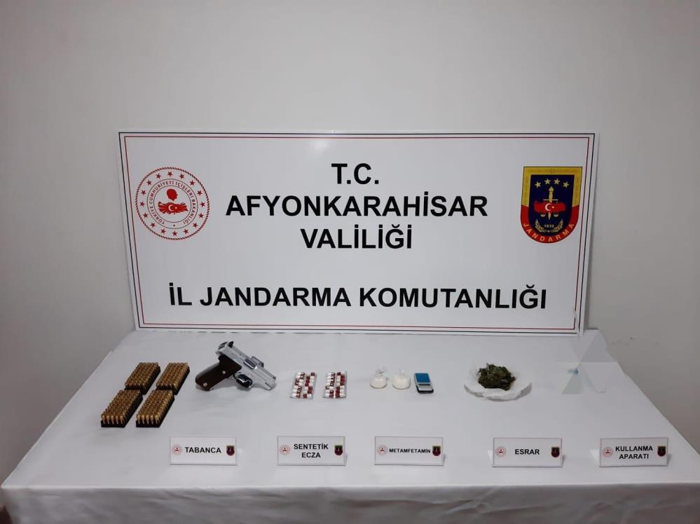 Afyonkarahisar’da uyuşturucuya geçit yok! Zehir taciri yakalandı