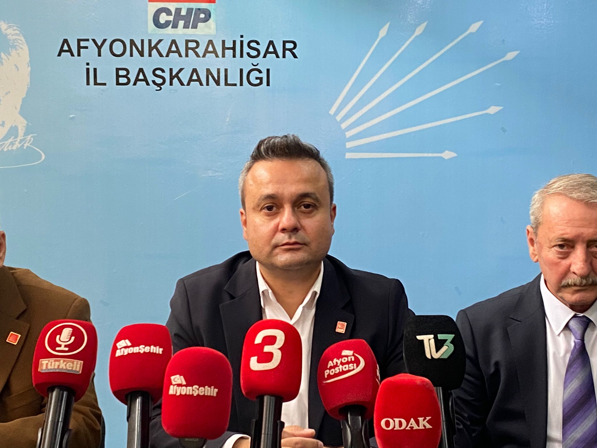 CHP'Lİ ERHAN: "TÜM İHALELER YASAL VE ŞEFFAF BİR ŞEKİLDE YAPILDI"