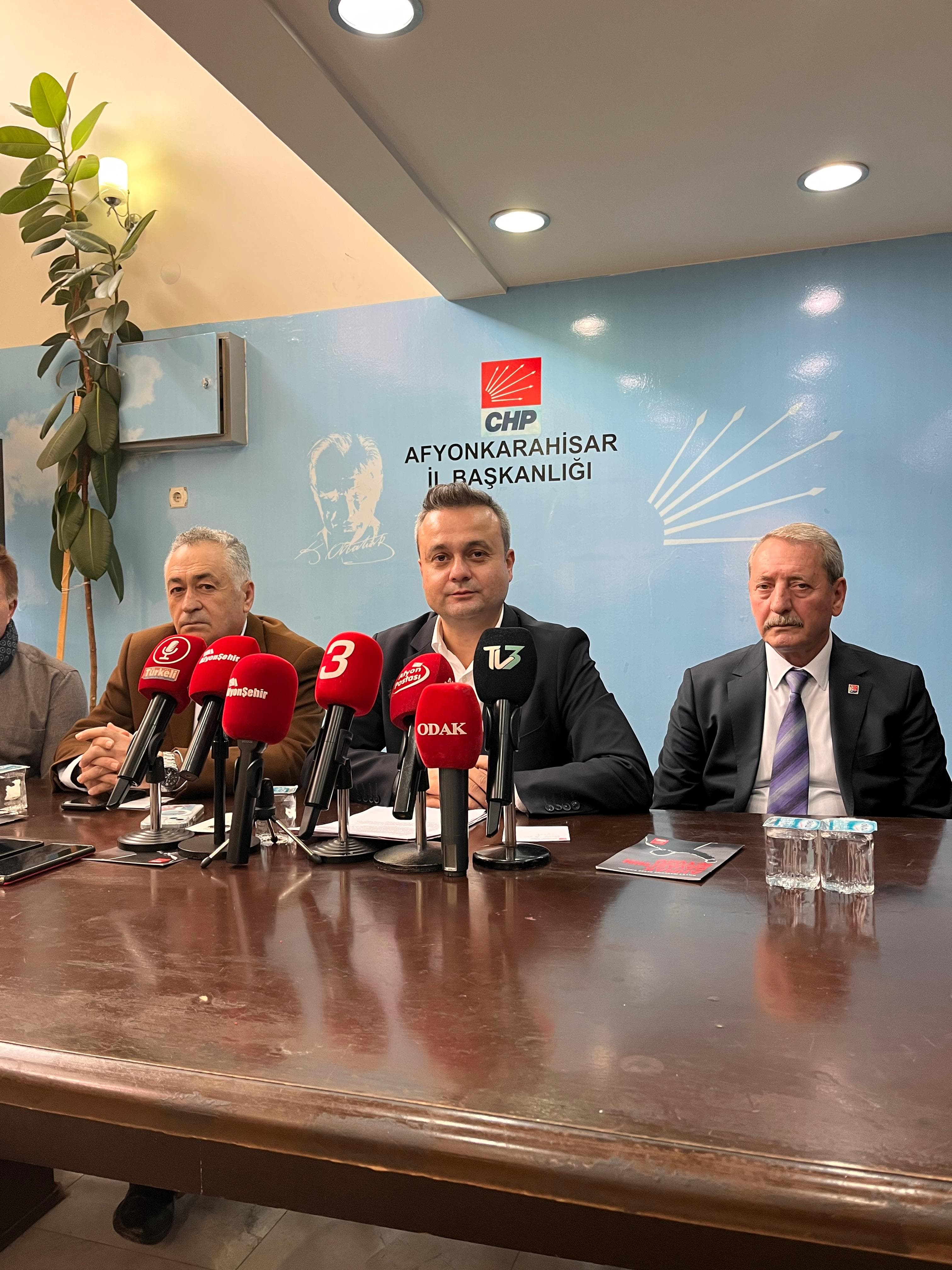 CHP'Lİ ERHAN: "TÜM İHALELER YASAL VE ŞEFFAF BİR ŞEKİLDE YAPILDI"