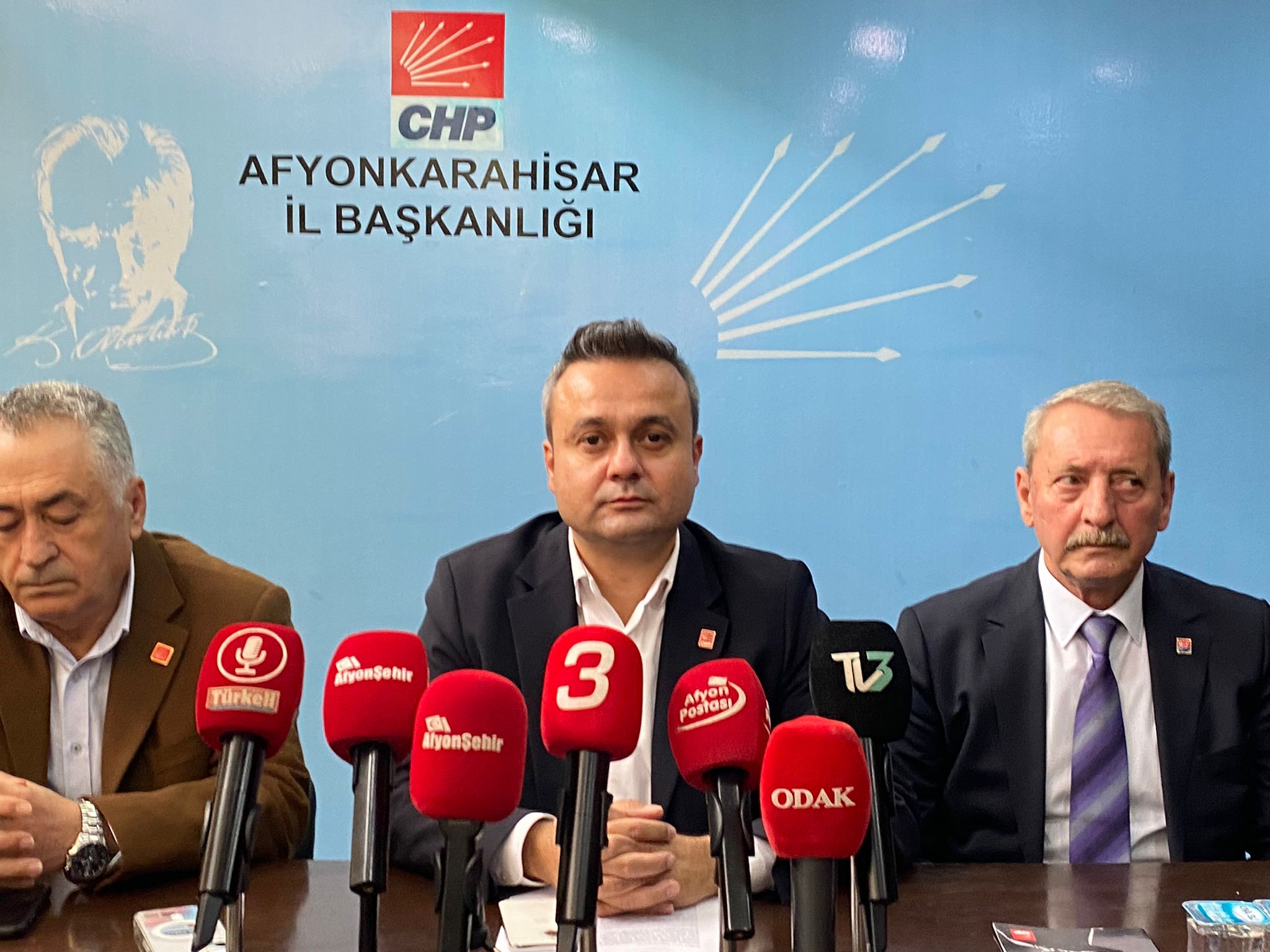 CHP'Lİ ERHAN: "TÜM İHALELER YASAL VE ŞEFFAF BİR ŞEKİLDE YAPILDI"