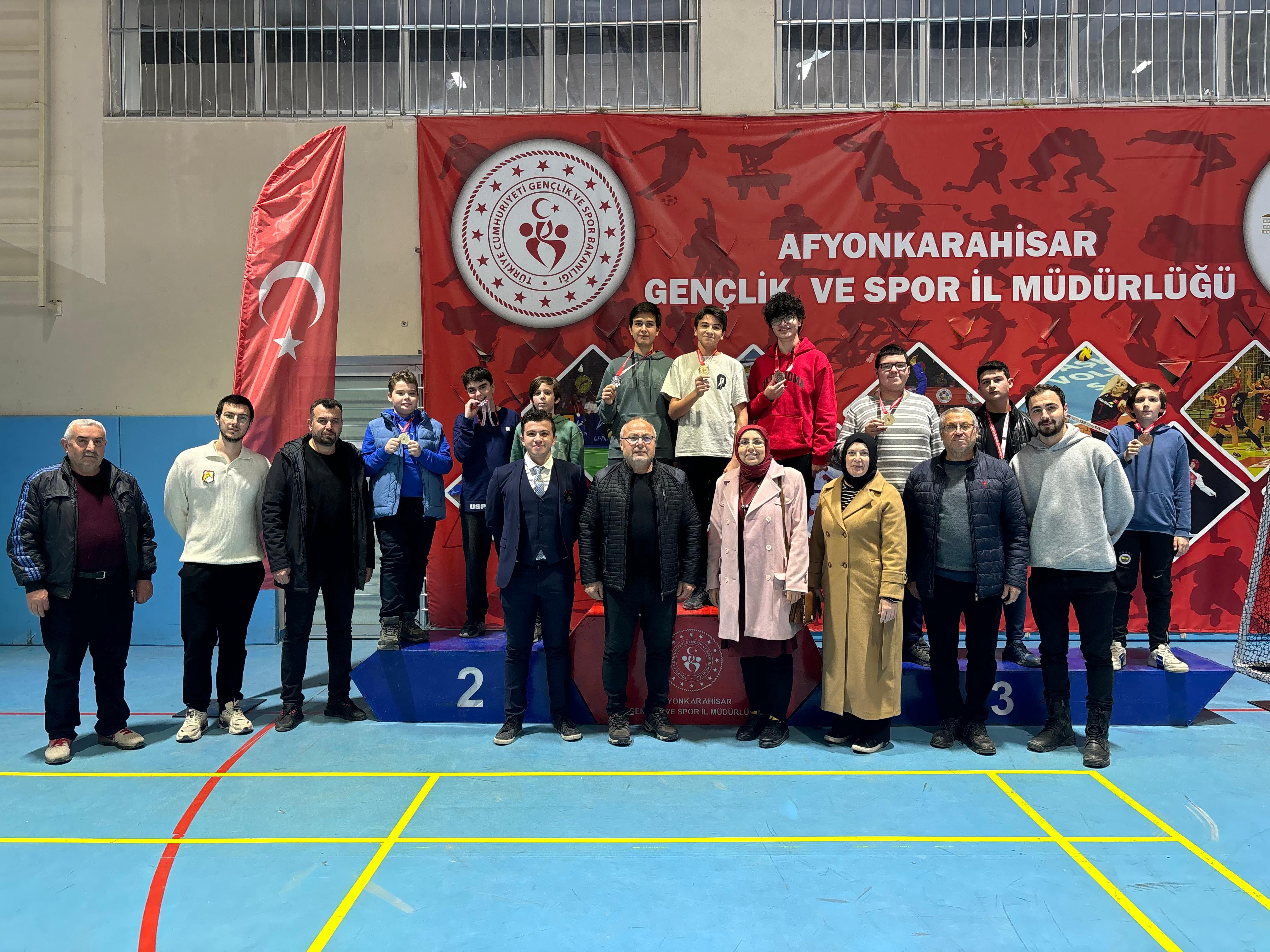 YILDIZLAR SATRANÇ İL BİRİNCİLİĞİ MÜSABAKALARI SONA ERDİ