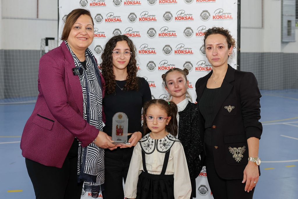 "SPOR, DAYANIŞMAYI, MÜCADELEYİ VE DOSTLUĞU ÖĞRETİR"