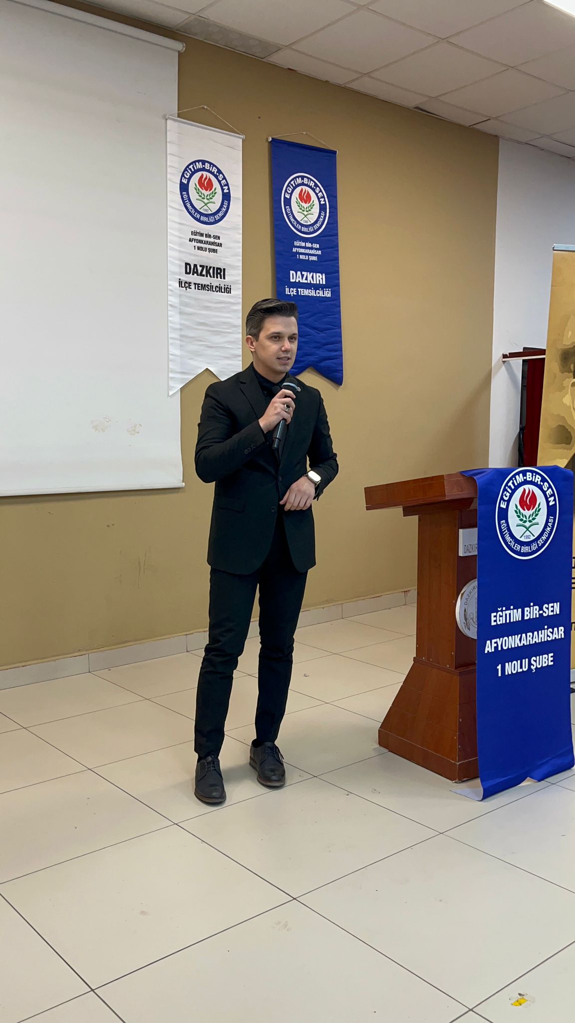 Eğitim Bir-Sen’den Dazkırı Çıkarması