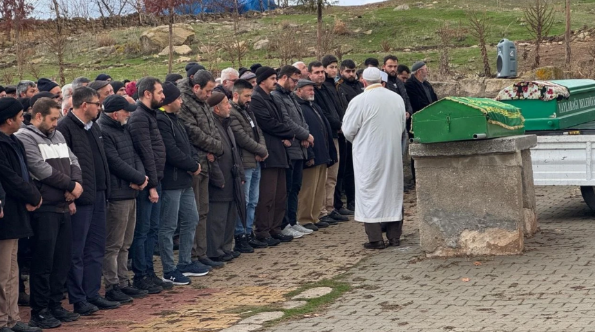 YÜREKLERİ YAKAN KAZADA HAYATINI KAYBEDEN  AFYONLU ÇİFT TOPRAĞA VERİLDİ