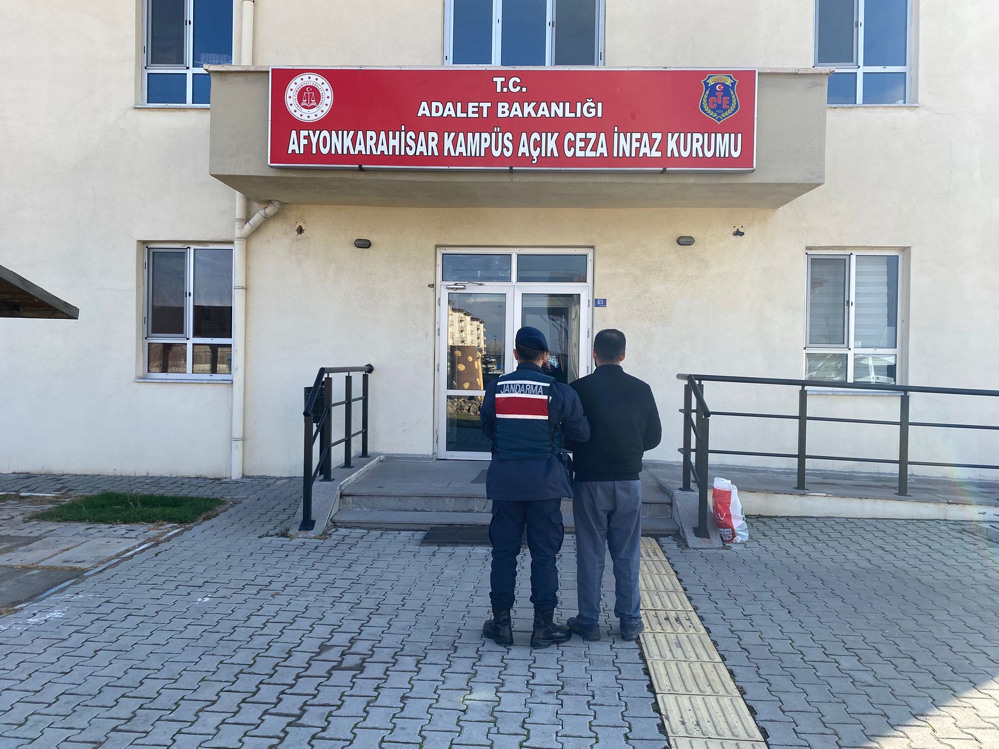 AFYONKARAHİSAR İL JANDARMASINDAN BAŞARILI OPERASYON