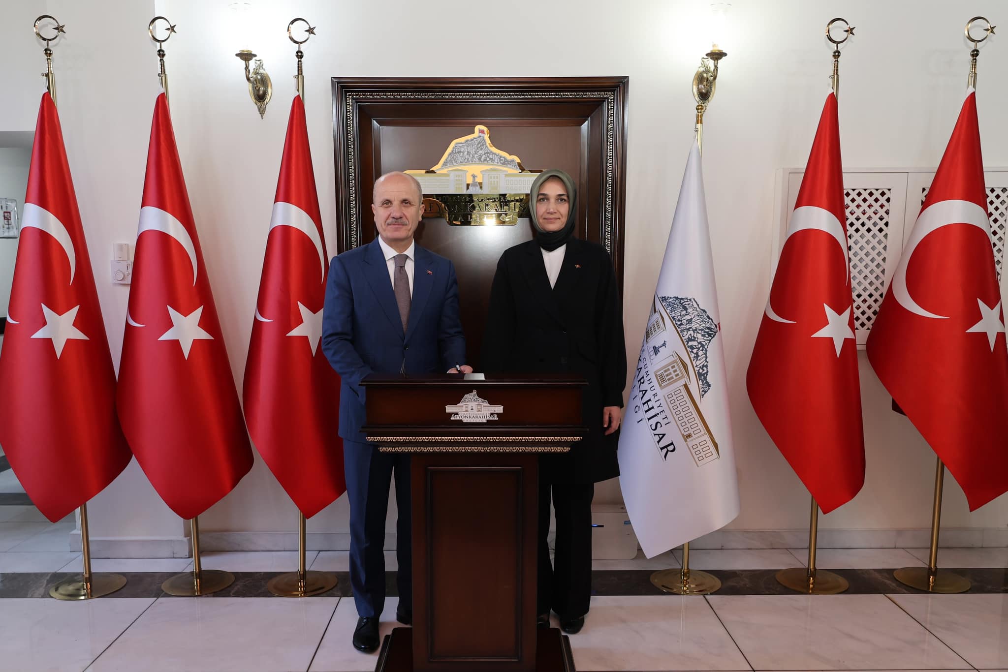 YÖK Başkanı Prof. Dr. Erol Özvar, Afyonkarahisar Valisi Yiğitbaşı'yı Ziyaret Etti