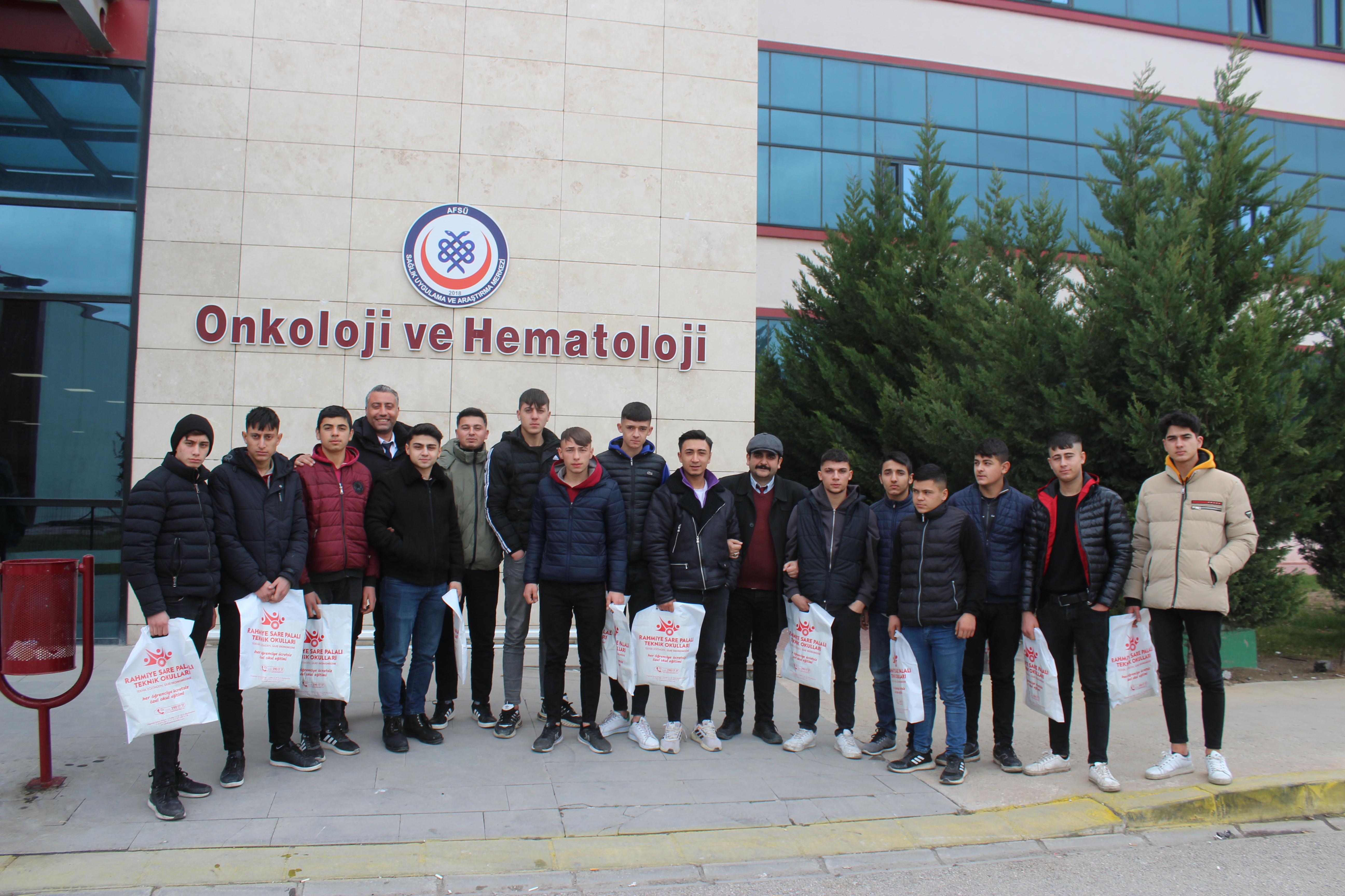 RSP Öğrencilerden Anlamlı Proje: Küçük Kalplere Büyük Mutluluk