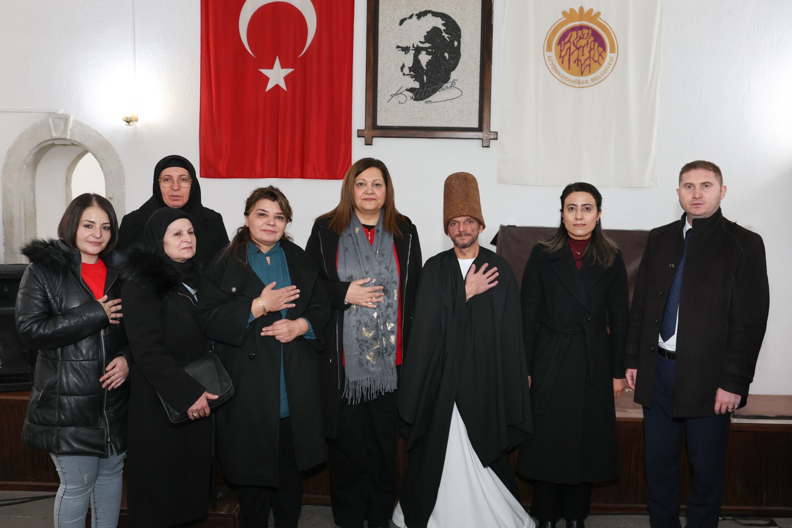 MEVLANA VE MEVLEVİLİK YOLUNDA 18 HİZMET SERGİSİ AÇILDI