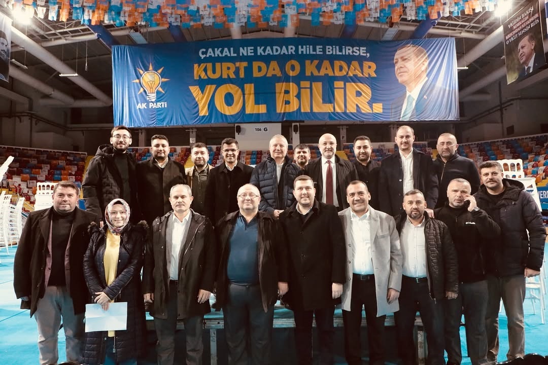 AK Parti Afyonkarahisar İl Kongresi Öncesi Dikkat Çeken Pankart