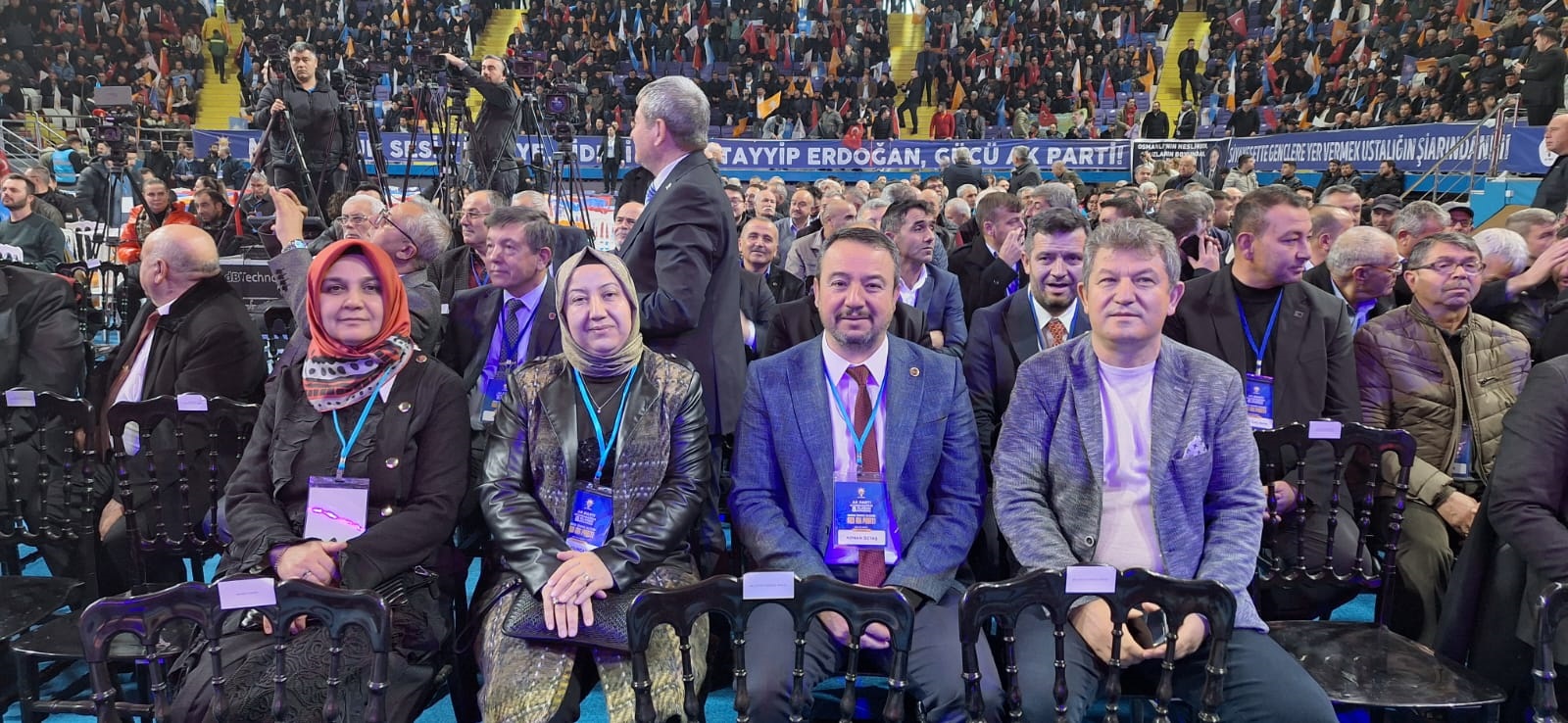 İlçe Belediye Başkanları  Kongrede Yerini Aldı
