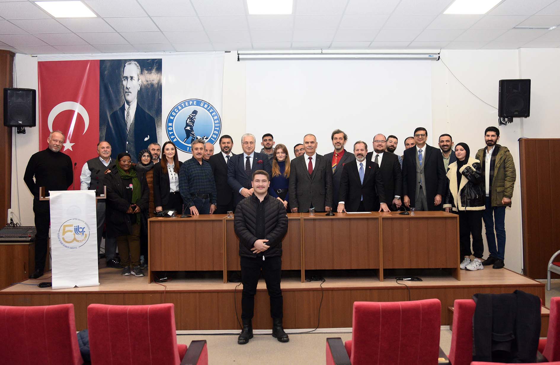 AKÜ’de 50. Yıl Kariyer Söyleşisi Gerçekleştirildi