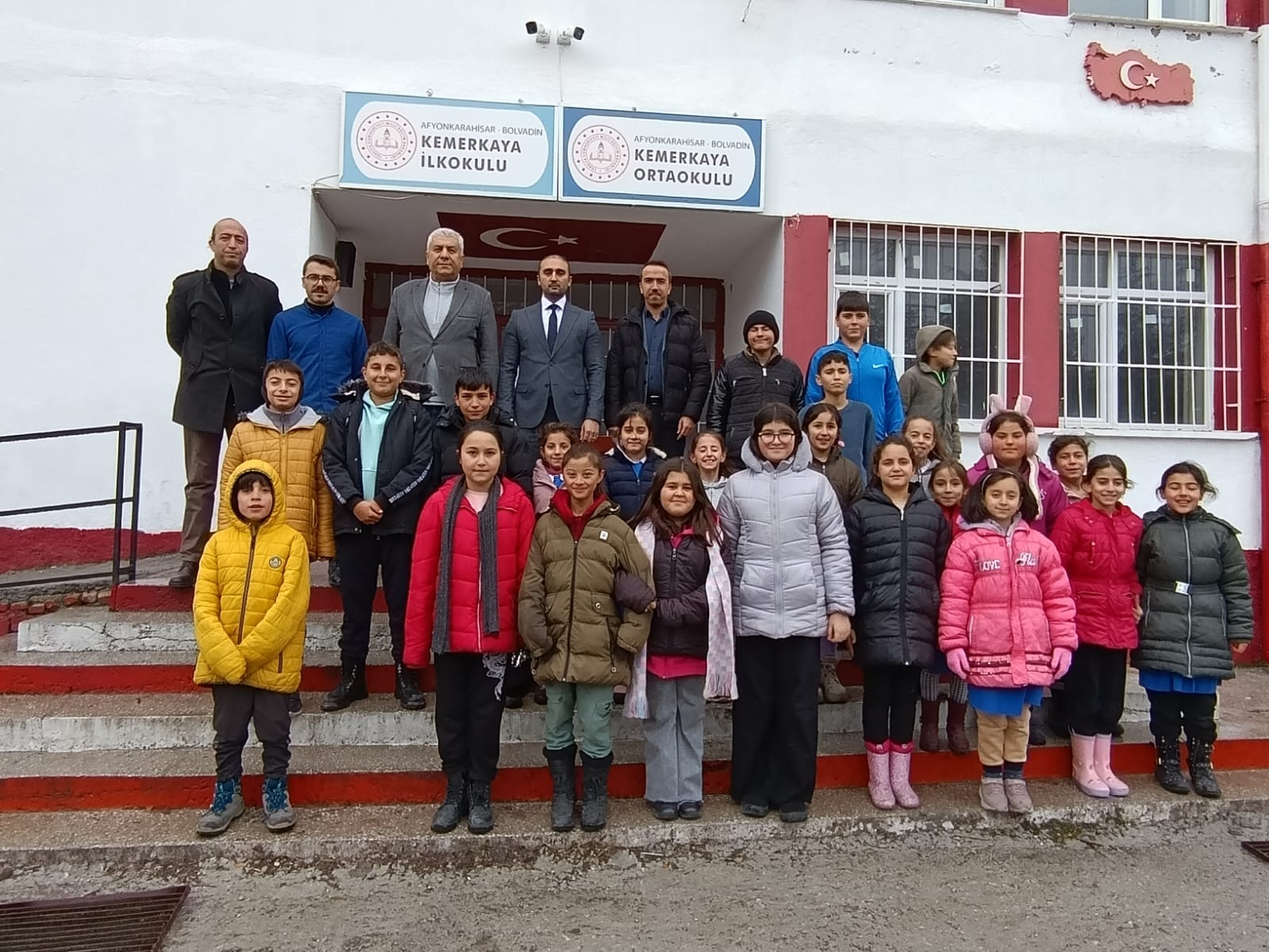 Müdür Karakuş, İlçedeki Okulda İncelemelerde Bulundu