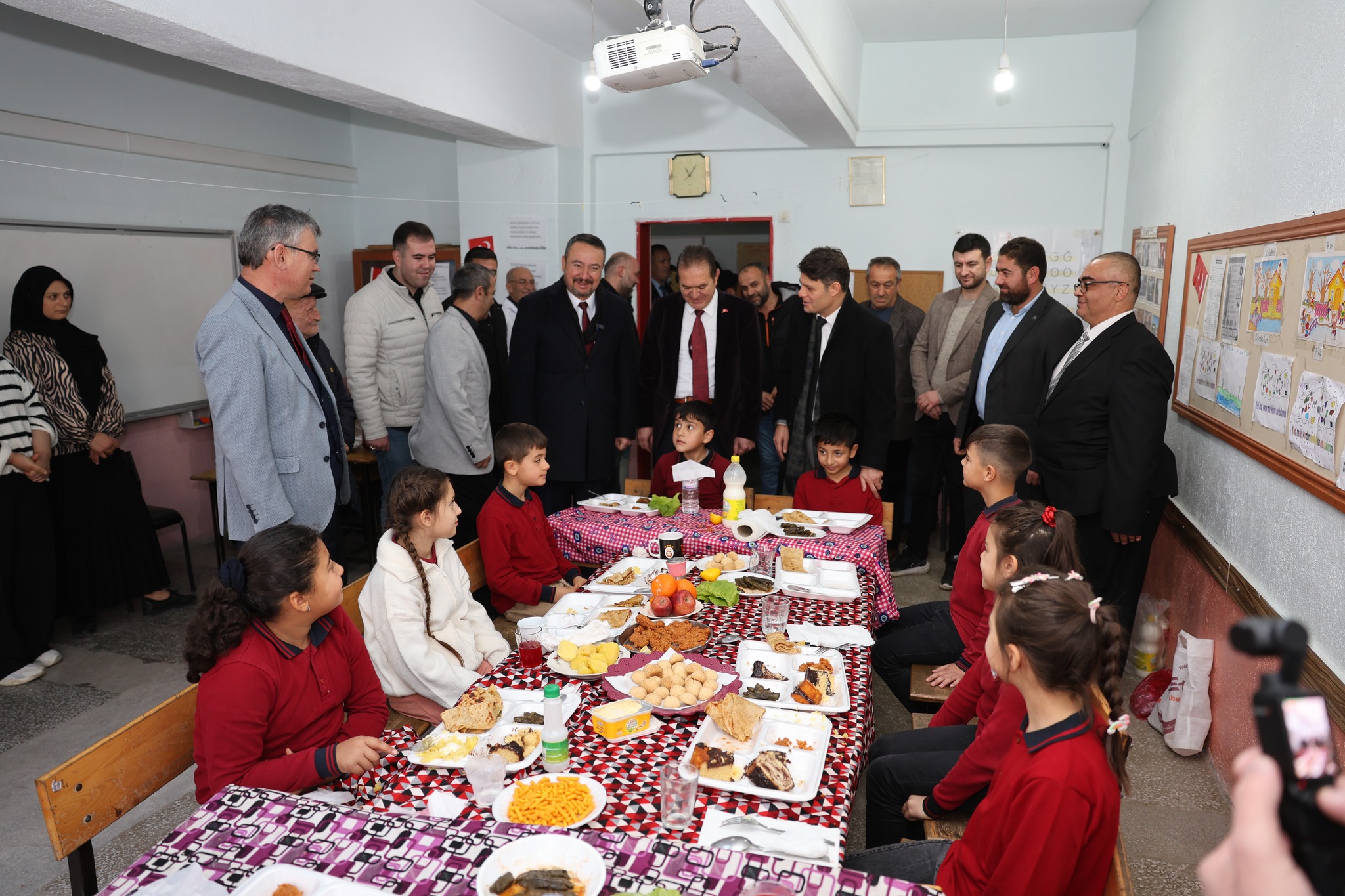 Sandıklı'da Yerli Malı Haftası Coşkuyla Kutlandı