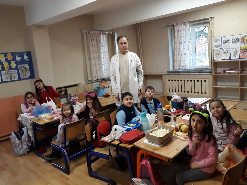 FATİH İLKOKULU ÖĞRENCİLERİ YERLİ MALI HAFTASINI KUTLADILAR