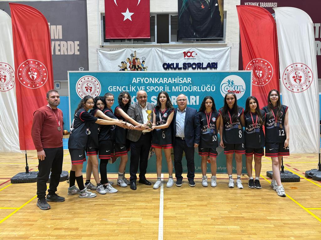 OKUL SPORLARI GENÇ KIZLAR BASKETBOL MÜSABAKALARI SONA ERDİ