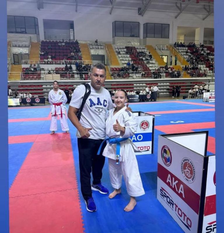 KARATE TURNUVASI'NDA TUĞBA SÜNGÜ ŞAMPİYON OLDU