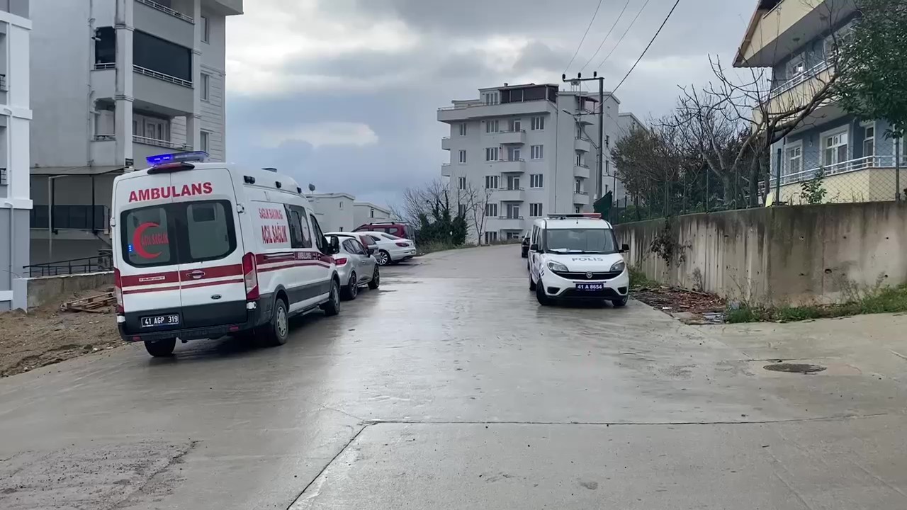Tartıştığı Kocasını Bıçakladı