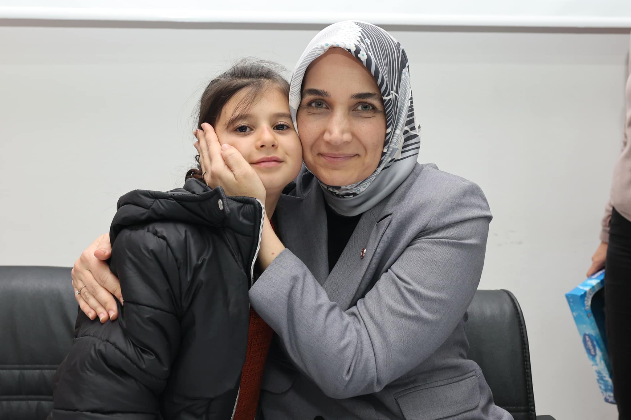 Vali Yiğitbaşı, Bayat İlçesinde Halk Toplantısı Düzenledi