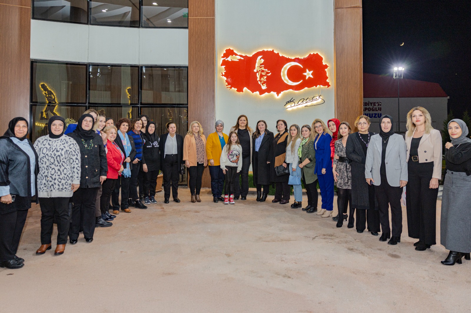 Afyonkarahisar'da Kadınlara Yeni Bir Soluk... Kadın ve Aile Hizmetleri Müdürlüğü'nün Çalışmaları Takdir Topluyor