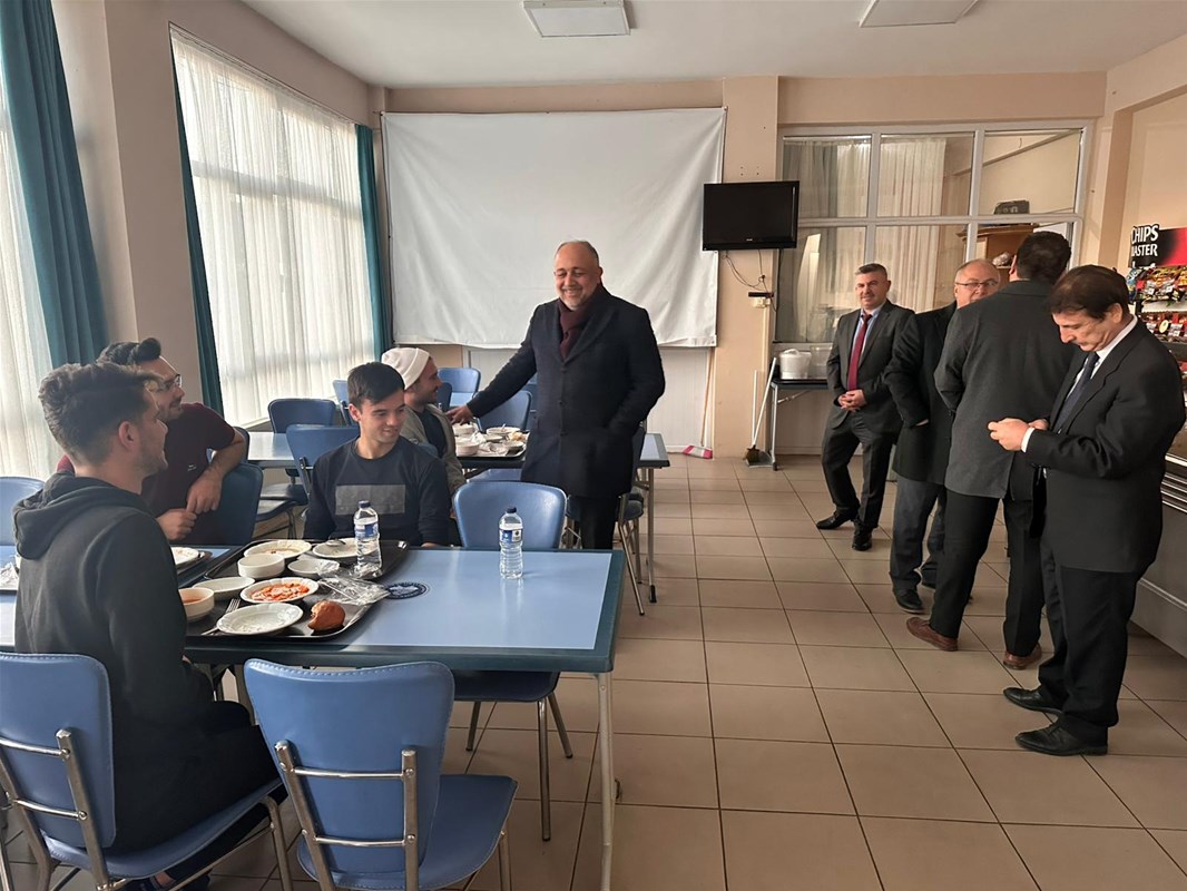 Bayat Yurdu Öğrencilerine Moral Akşamı