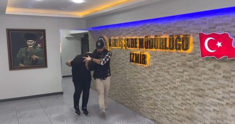Alacağını Tahsil Edemeyince Otomobilini Kurşunladı