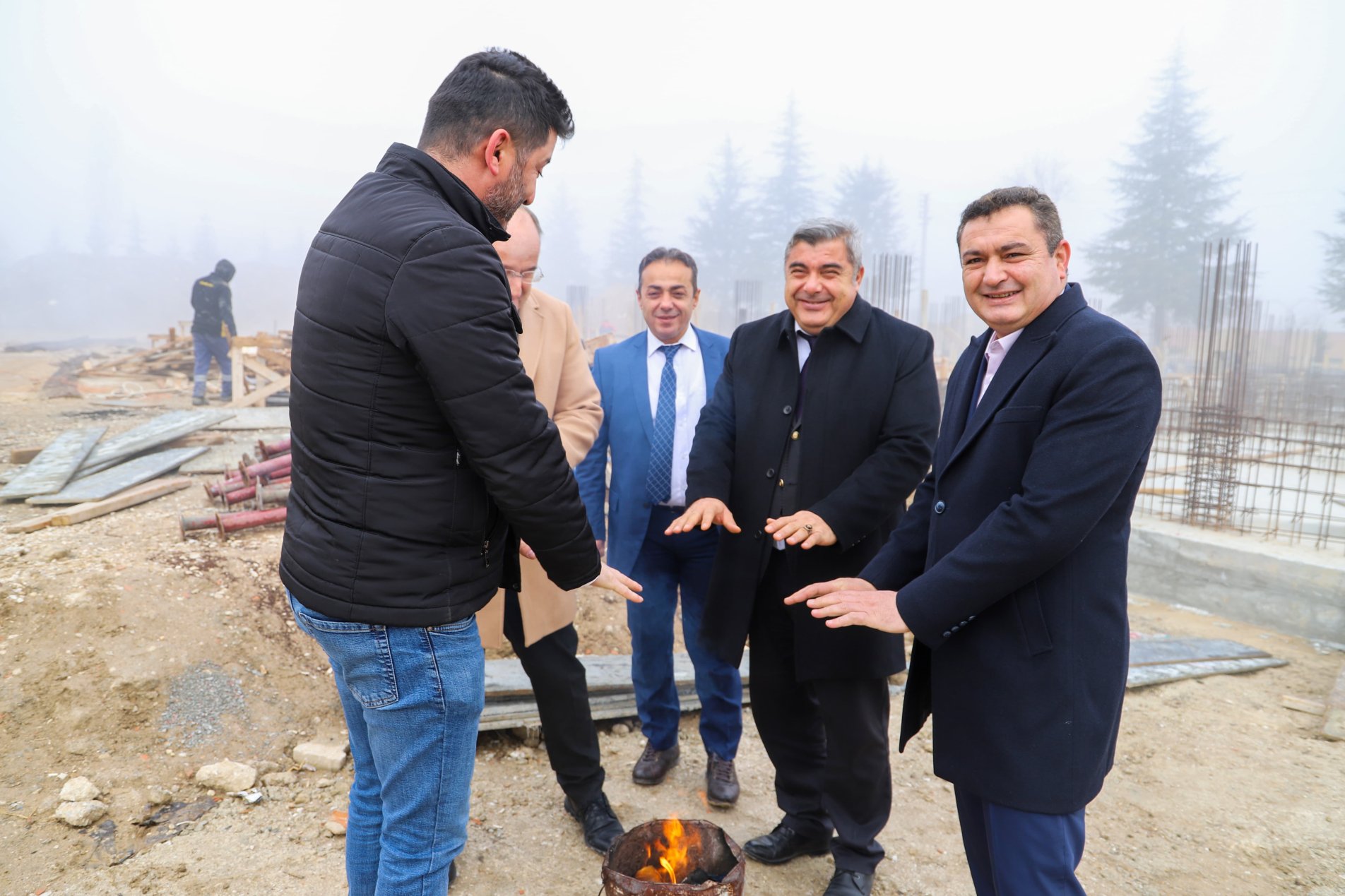 Müdür Sünnetci, Çobanlar’da 12 Derslikli Okul İnşaatını İncelendi