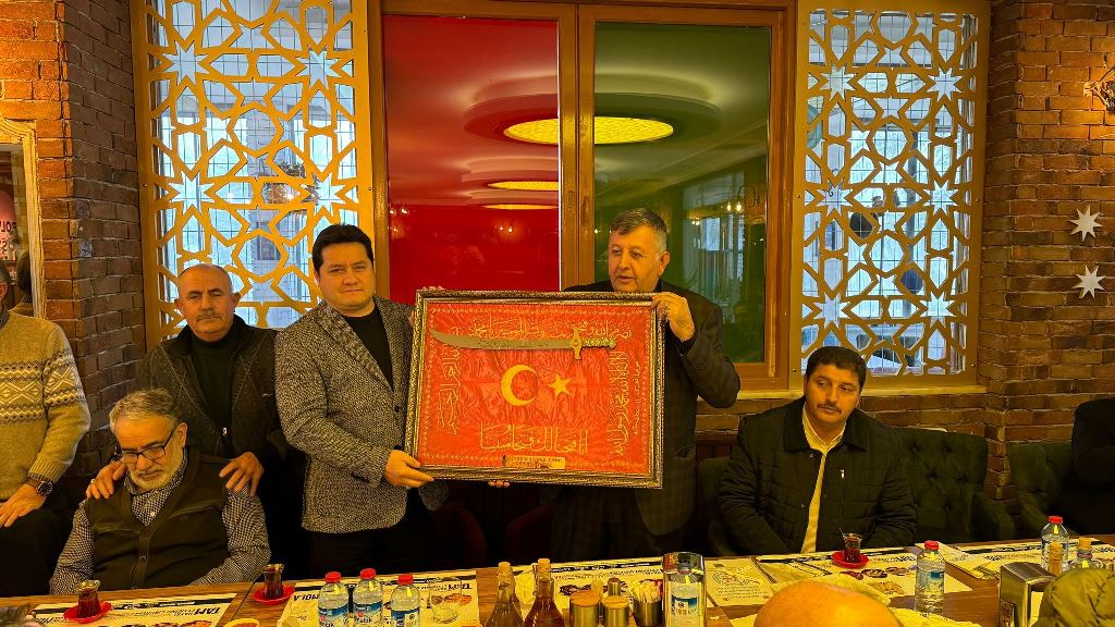 "HEP BİRLİKTE BOLVADİN İÇİN EL ELE"