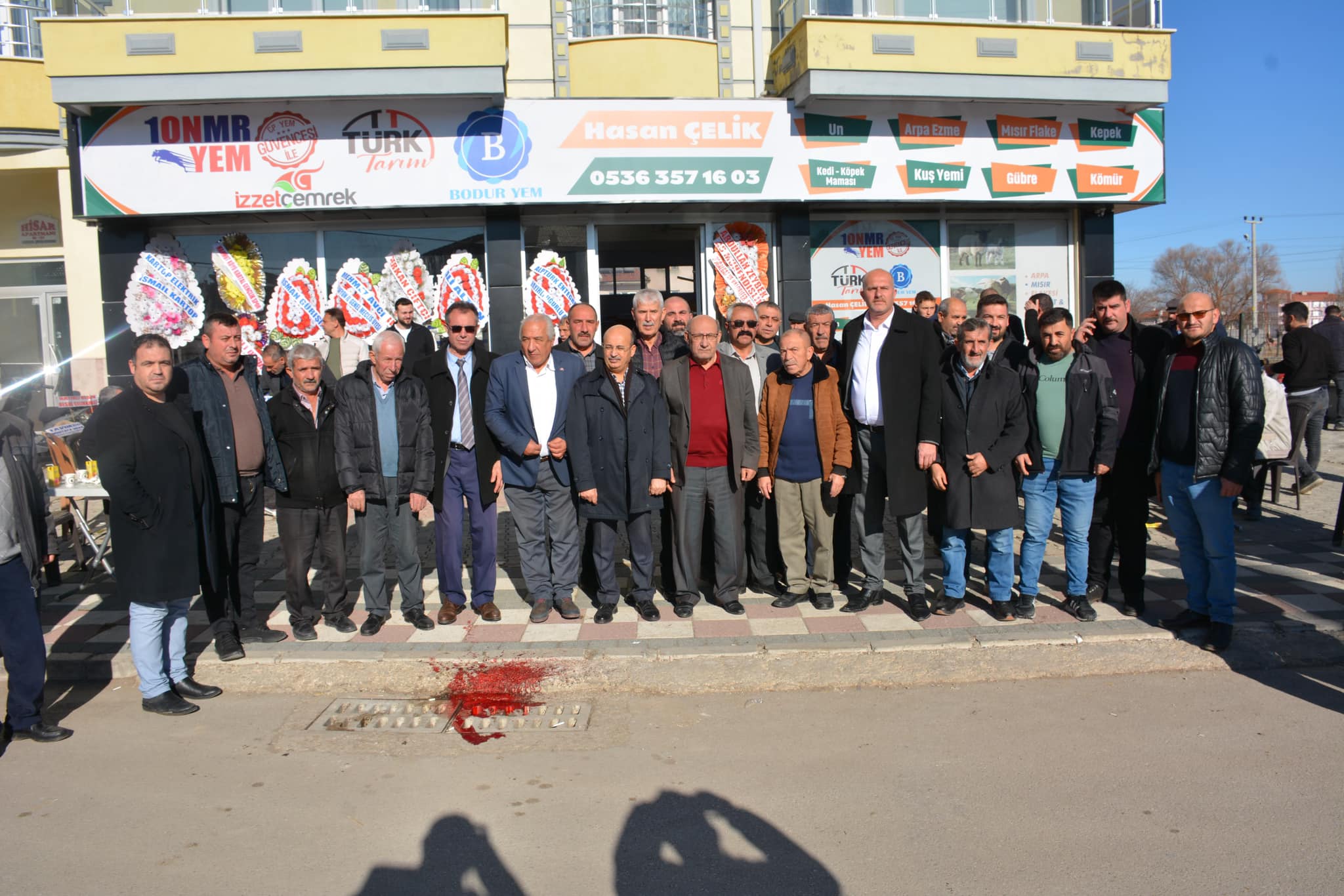 MHP Afyonkarahisar İl Başkanlığı, Şuhut'ta İş Yeri Açılışına Katıldı