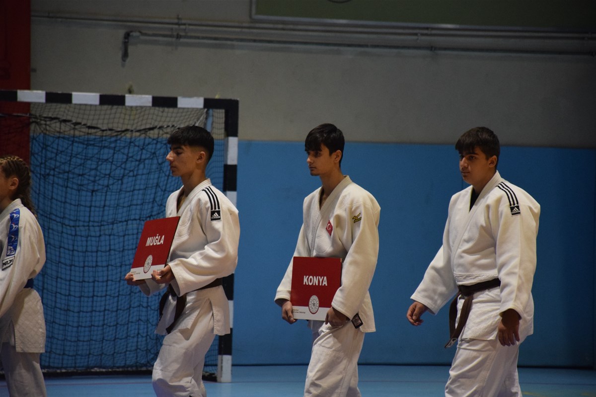 Okul Sporları Judo Müsabakaları Afyonkarahisar’da Başladı