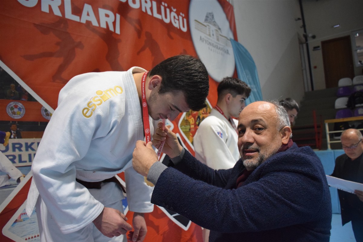 Okul Sporları Judo Müsabakaları Afyonkarahisar’da Başladı