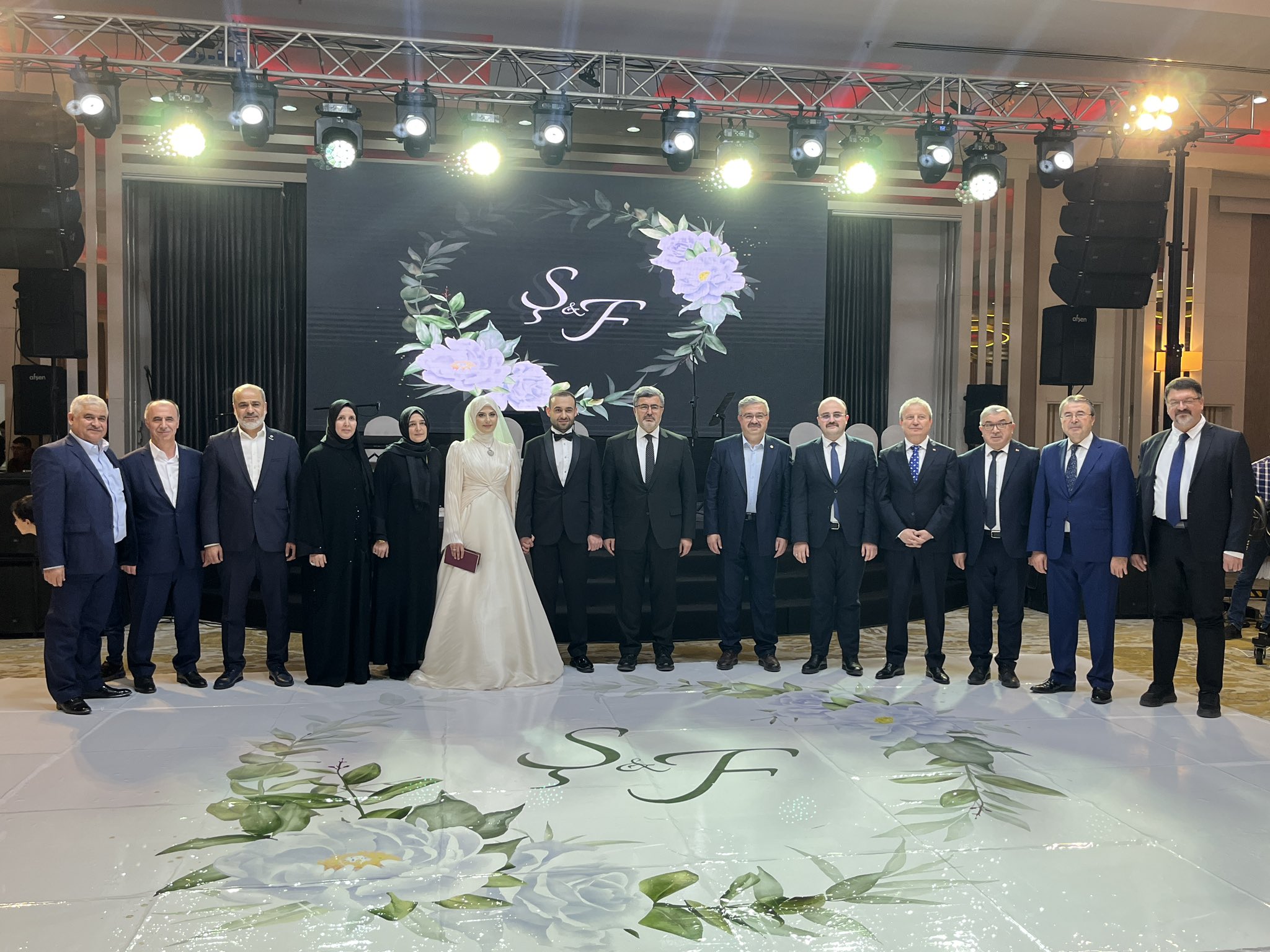 İŞLEK VE ULUÇAY AİLELERİNİN MUTLU GÜNÜ