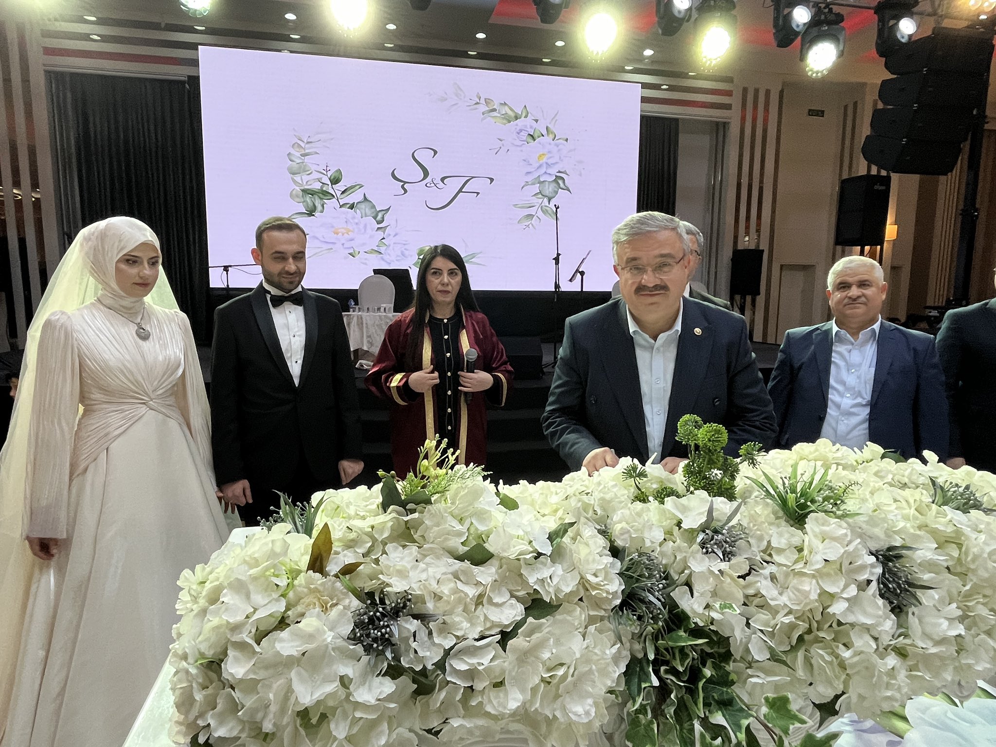İŞLEK VE ULUÇAY AİLELERİNİN MUTLU GÜNÜ