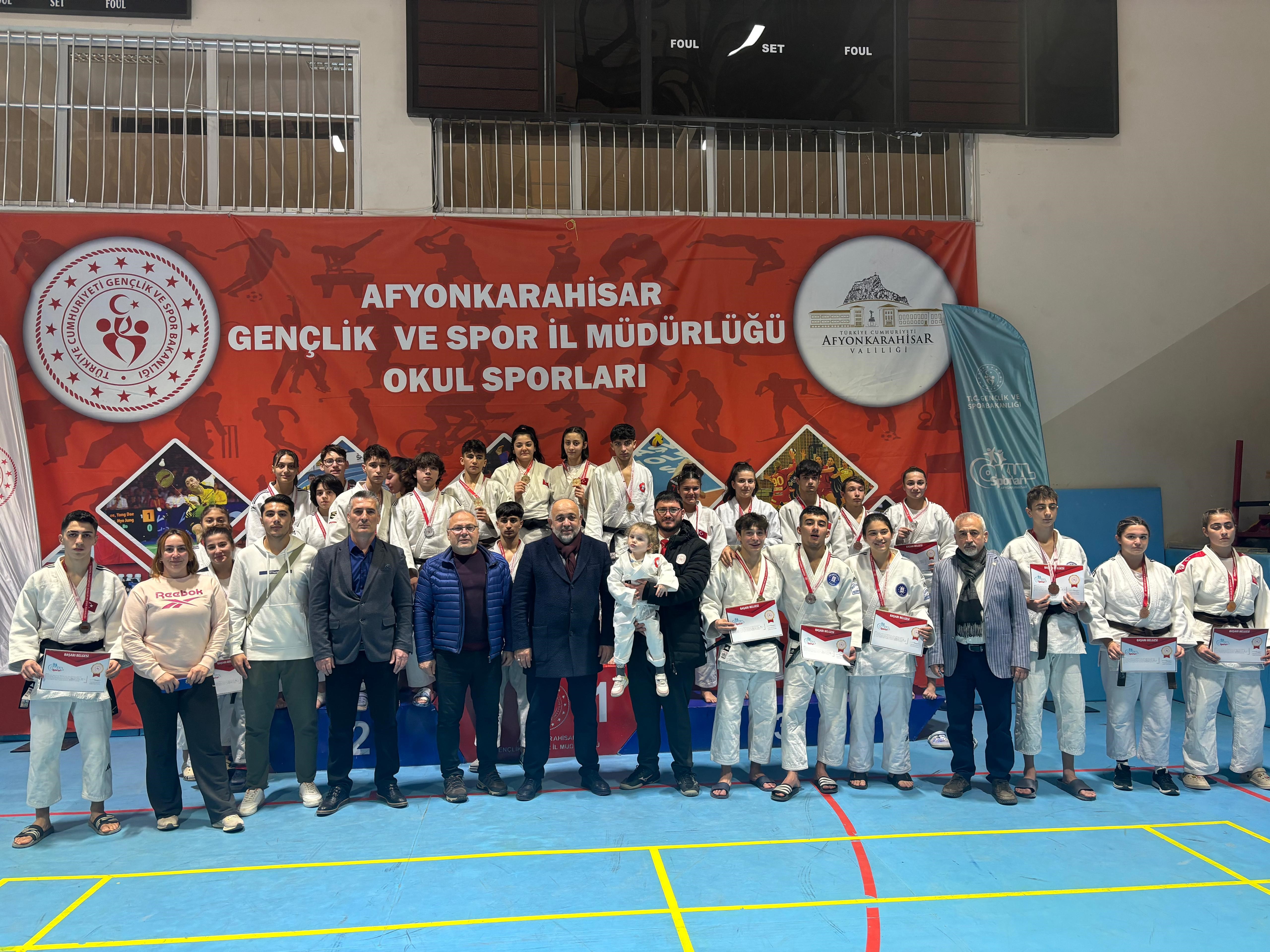 Judoda kazananlar belli oldu: 14 Farklı İlden 175 Sporcu Ter Döktü