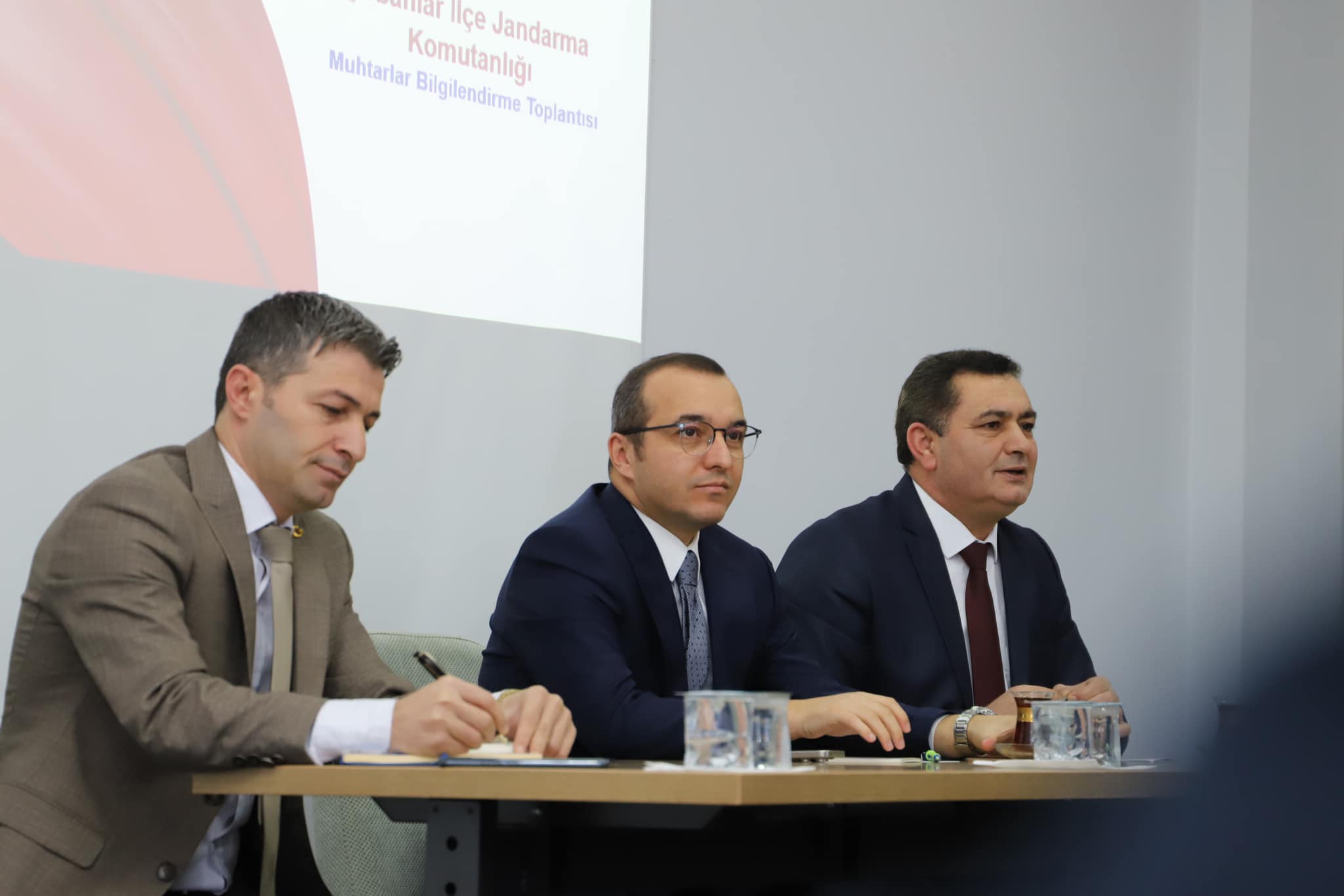 Çobanlar’da Devlet,Vatandaş Buluşması Kaymakam Yücel Tek Tek İlgilendi