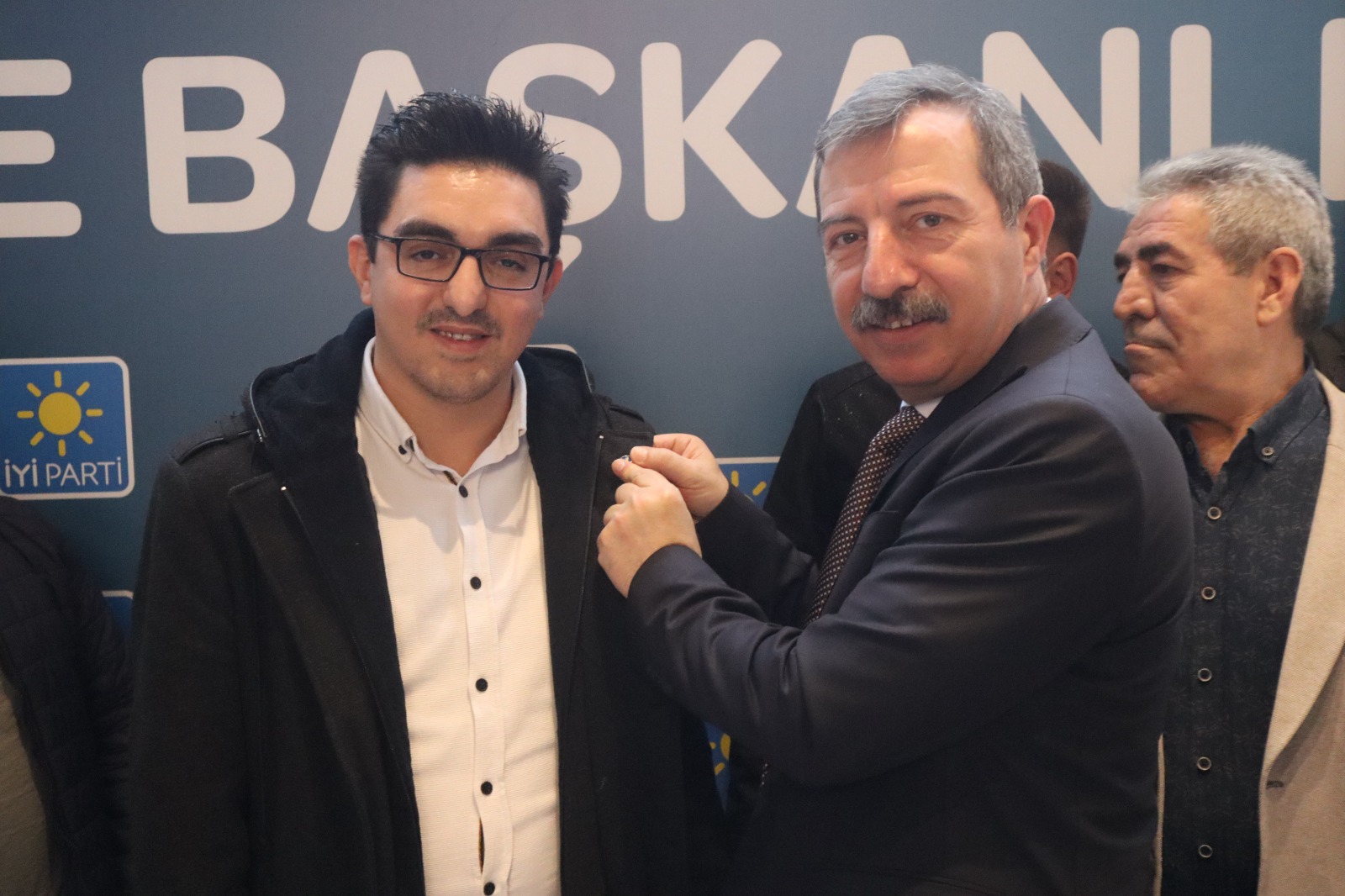 İYİ Parti Çay’da Gücüne Güç Kattı: Toplu Üye Katılımı ve Halk Buluşması Coşku Yarattı