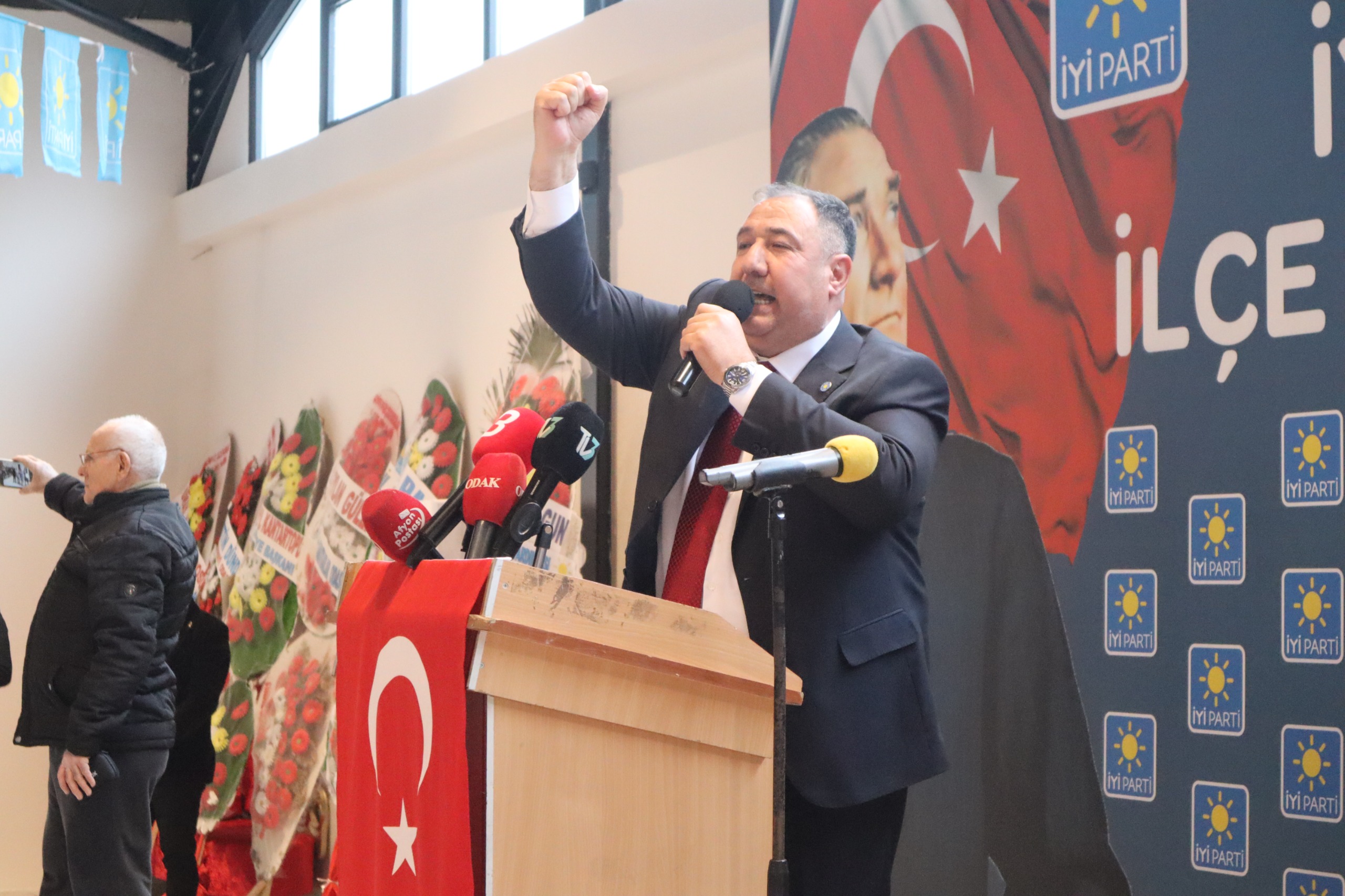 İYİ Parti Çay’da Gücüne Güç Kattı: Toplu Üye Katılımı ve Halk Buluşması Coşku Yarattı