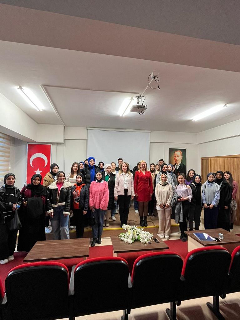 “DUYGUSAL DAYANIKLILIK SEMİNERİ DÜZENLENDİ