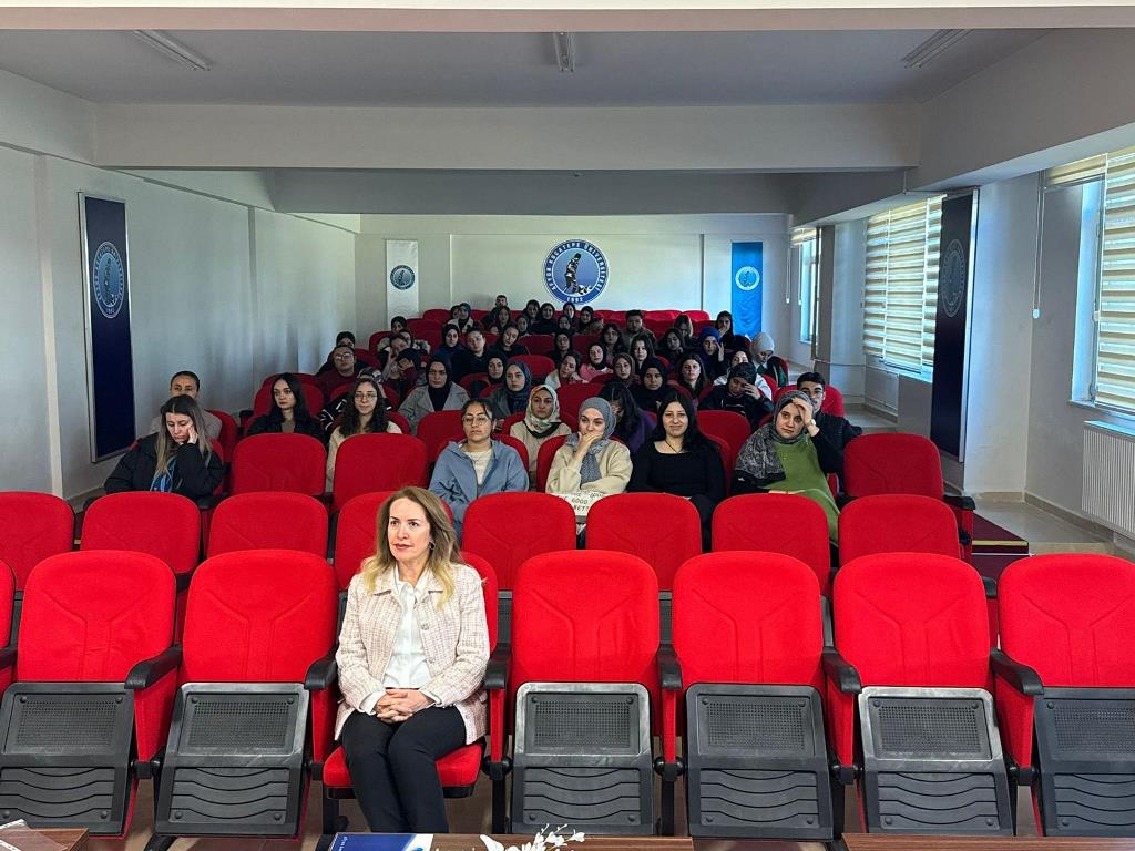 “DUYGUSAL DAYANIKLILIK SEMİNERİ DÜZENLENDİ