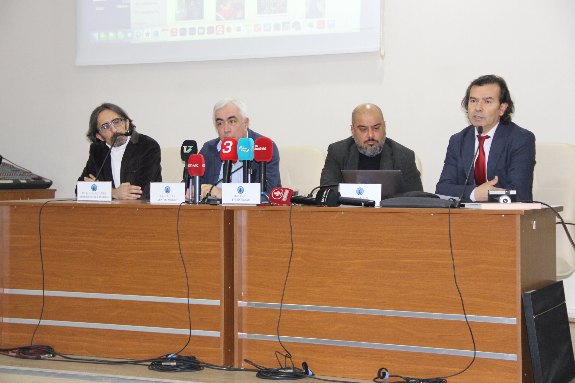 "İLK DİJİTAL FOTOĞRAF AFYONKARAHİSAR'DA ÇEKİLDİ"