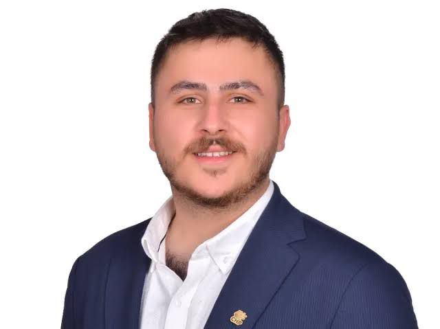CHP Merkez İlçe Gençlik Kolları Başkanı Asım Karaduman İstifa Etti!  Karaduman: "Gençlerin Siyasetteki Yeri Engellenemez"